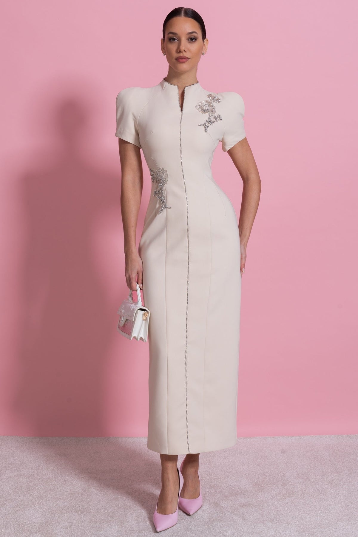 Short Sleeve Midi Dress With High Split Neckline And Sparkling Embellishments - Ivoire