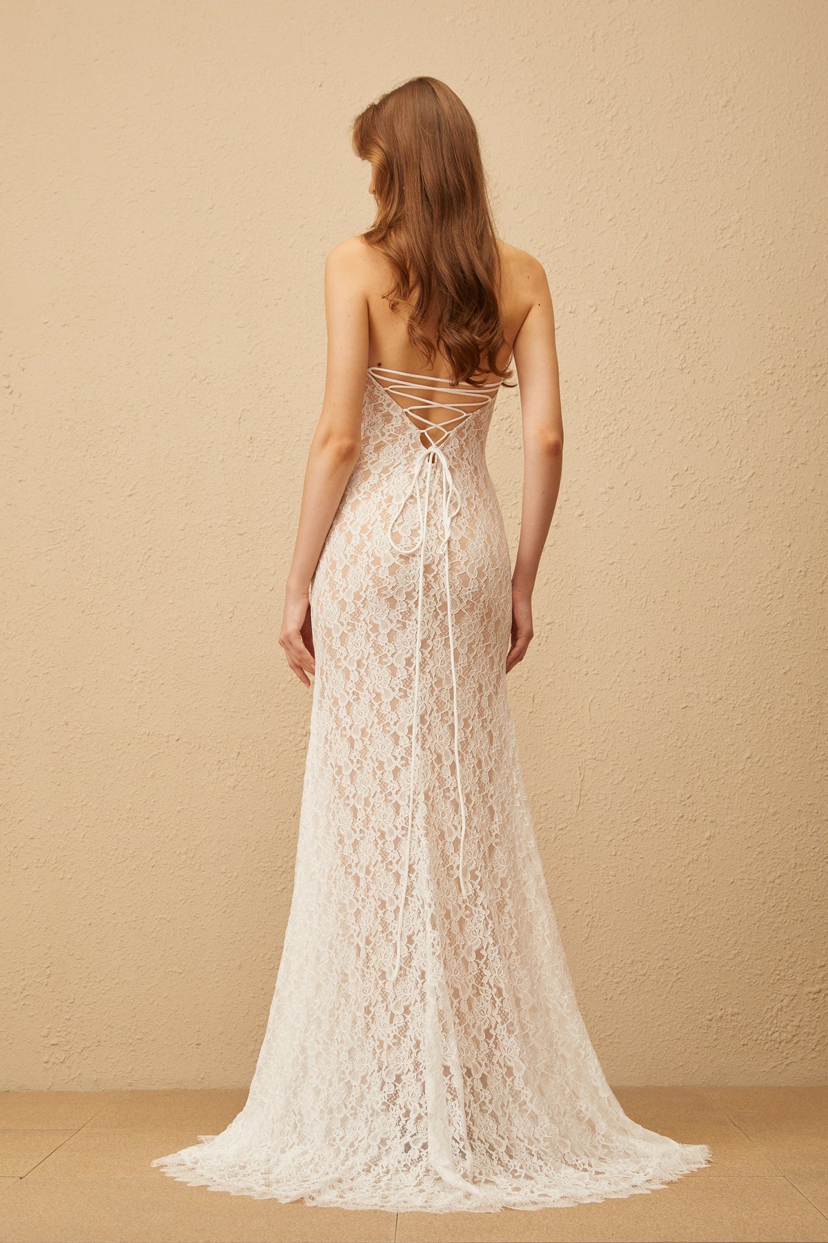 Gaëlle White Train Design Lace Maxi Dress