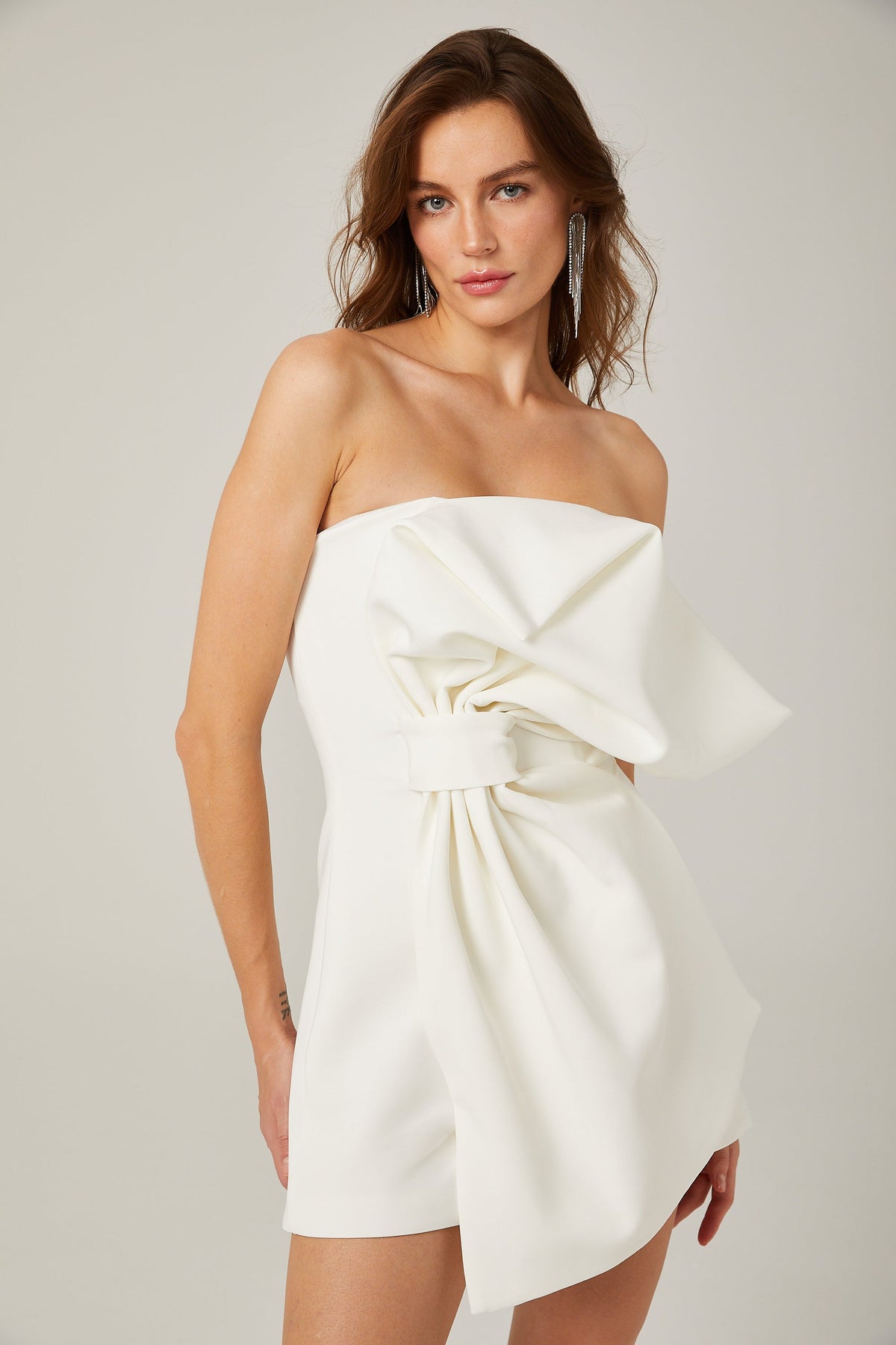 Charla white oversize-bow asymmetrical mini dress