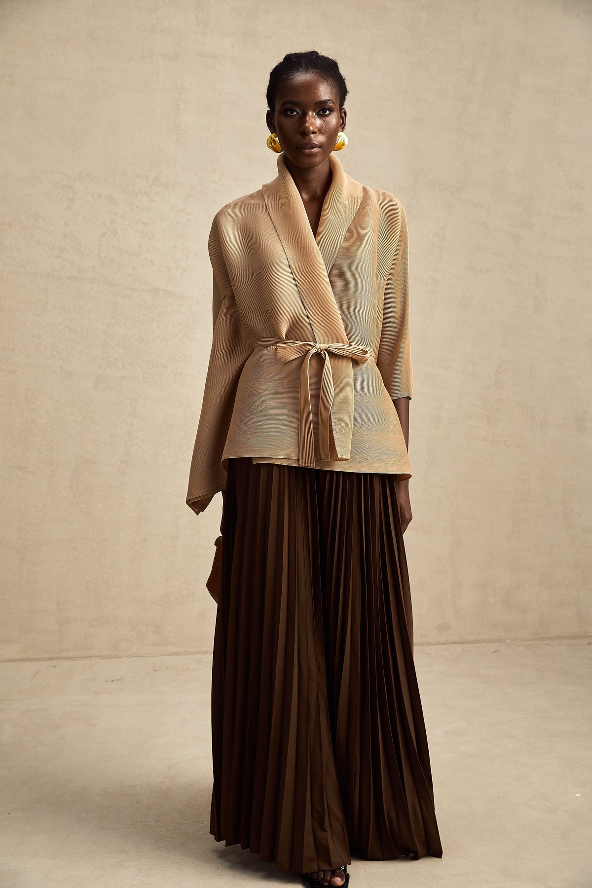 Adèle cape-design pleated top & skirt matching set