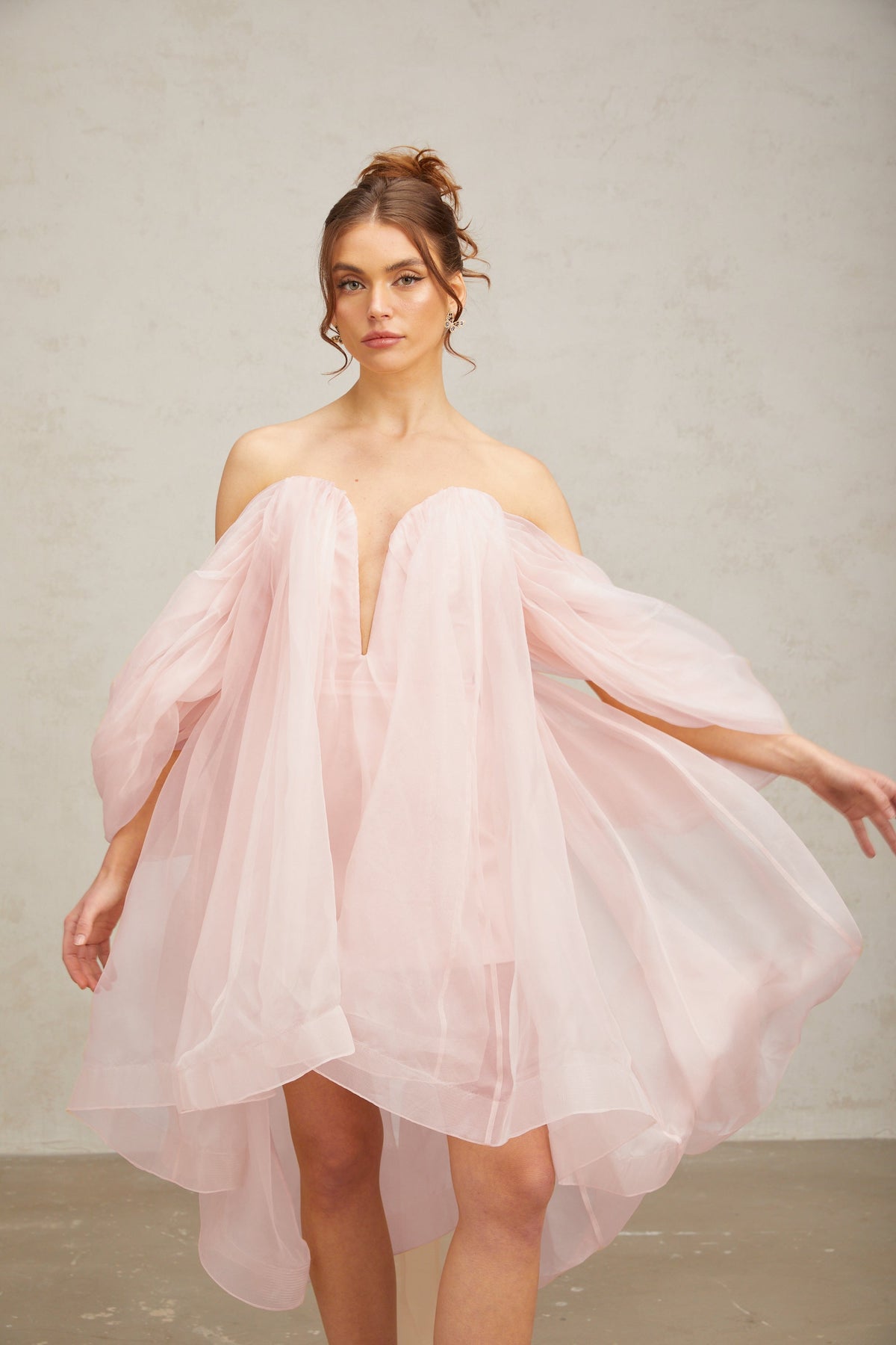 Élodie bow-detail voluminous mini dress