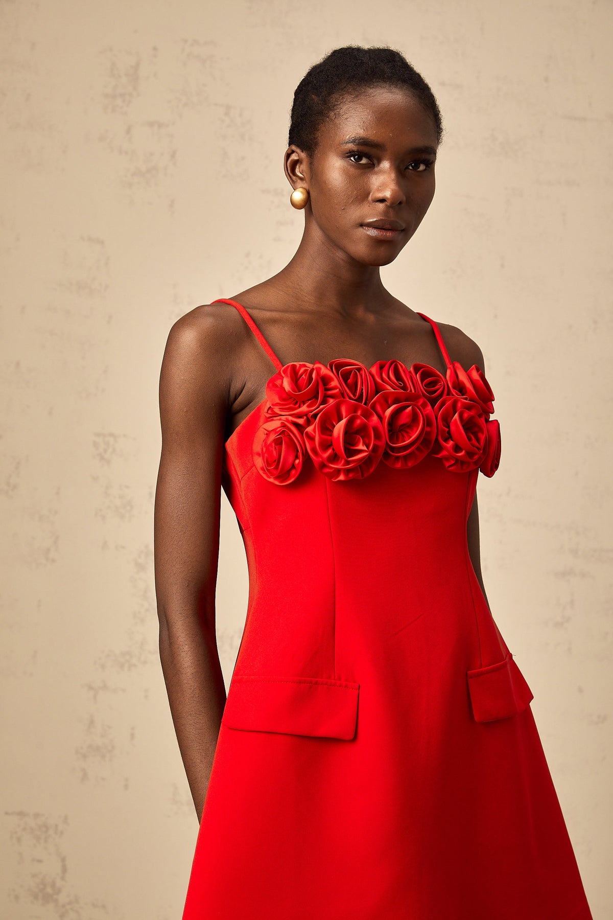 Mignon rose-appliqué flared mini dress in Red