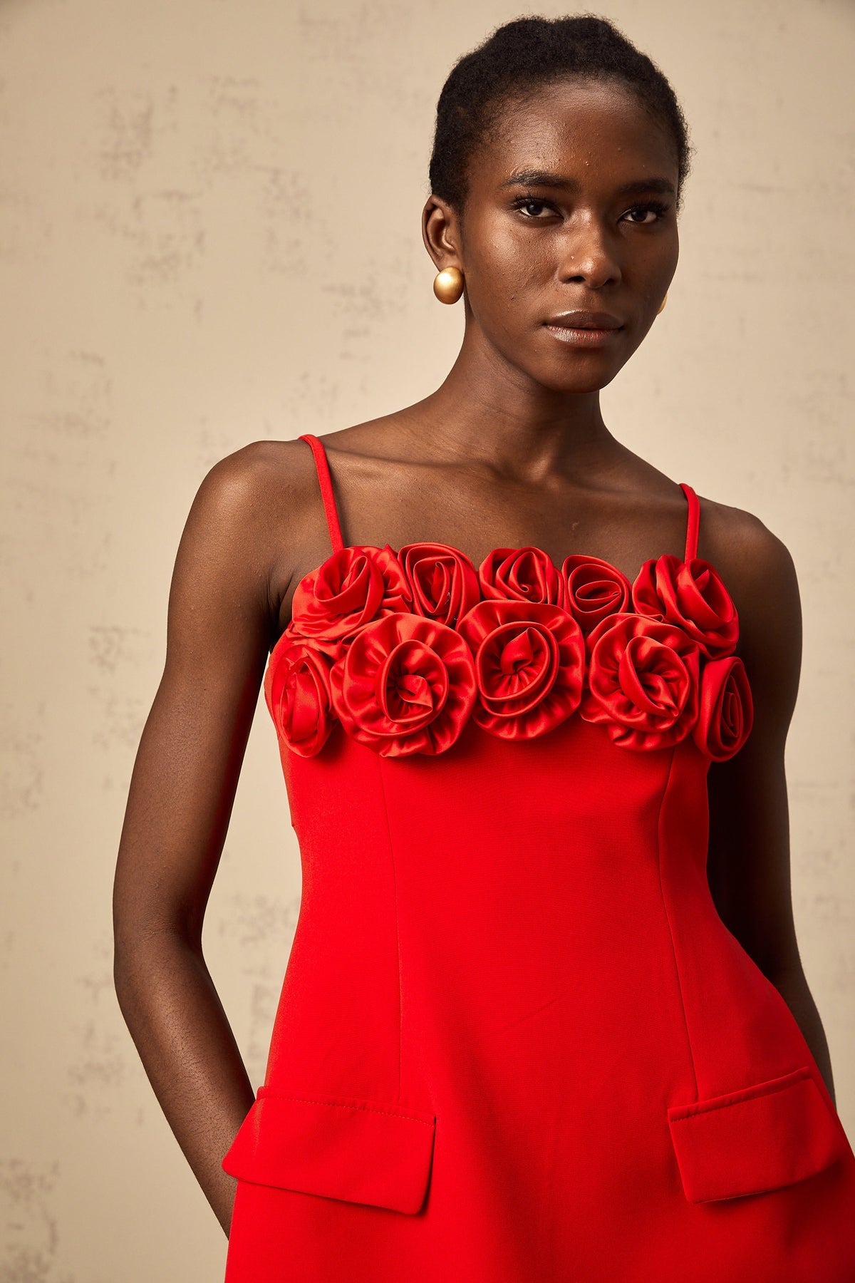 Mignon rose-appliqué flared mini dress in Red