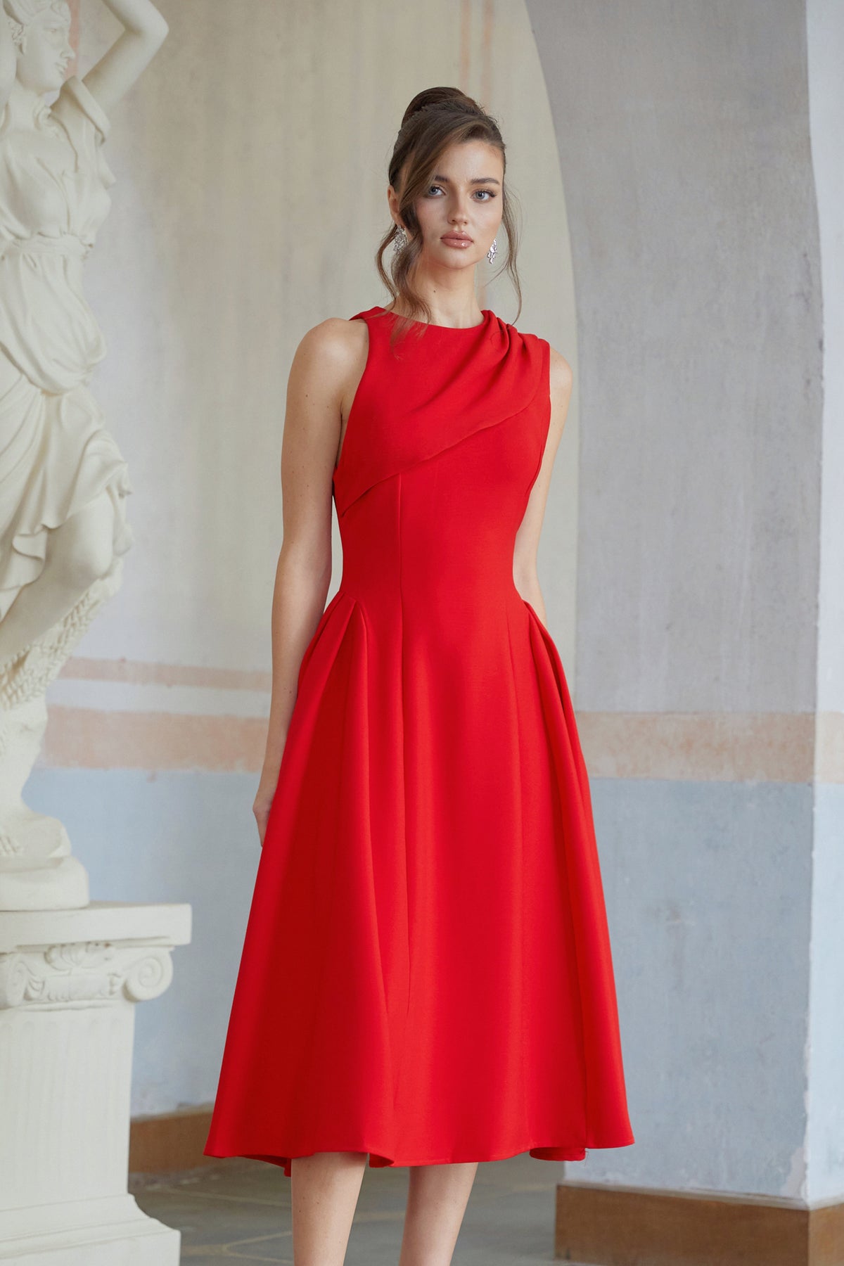 Salomé Red Shawl Collar Shirred Midi Dress
