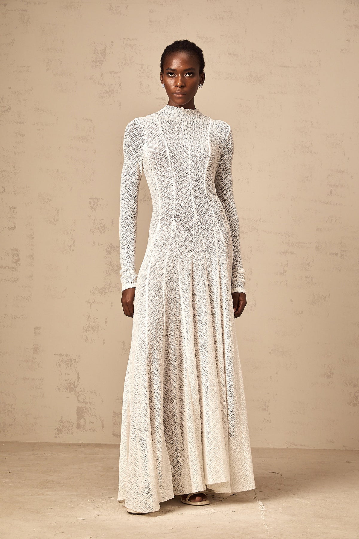 Athena wavy-pattern lace maxi dress in White (Final Sale-US Only)