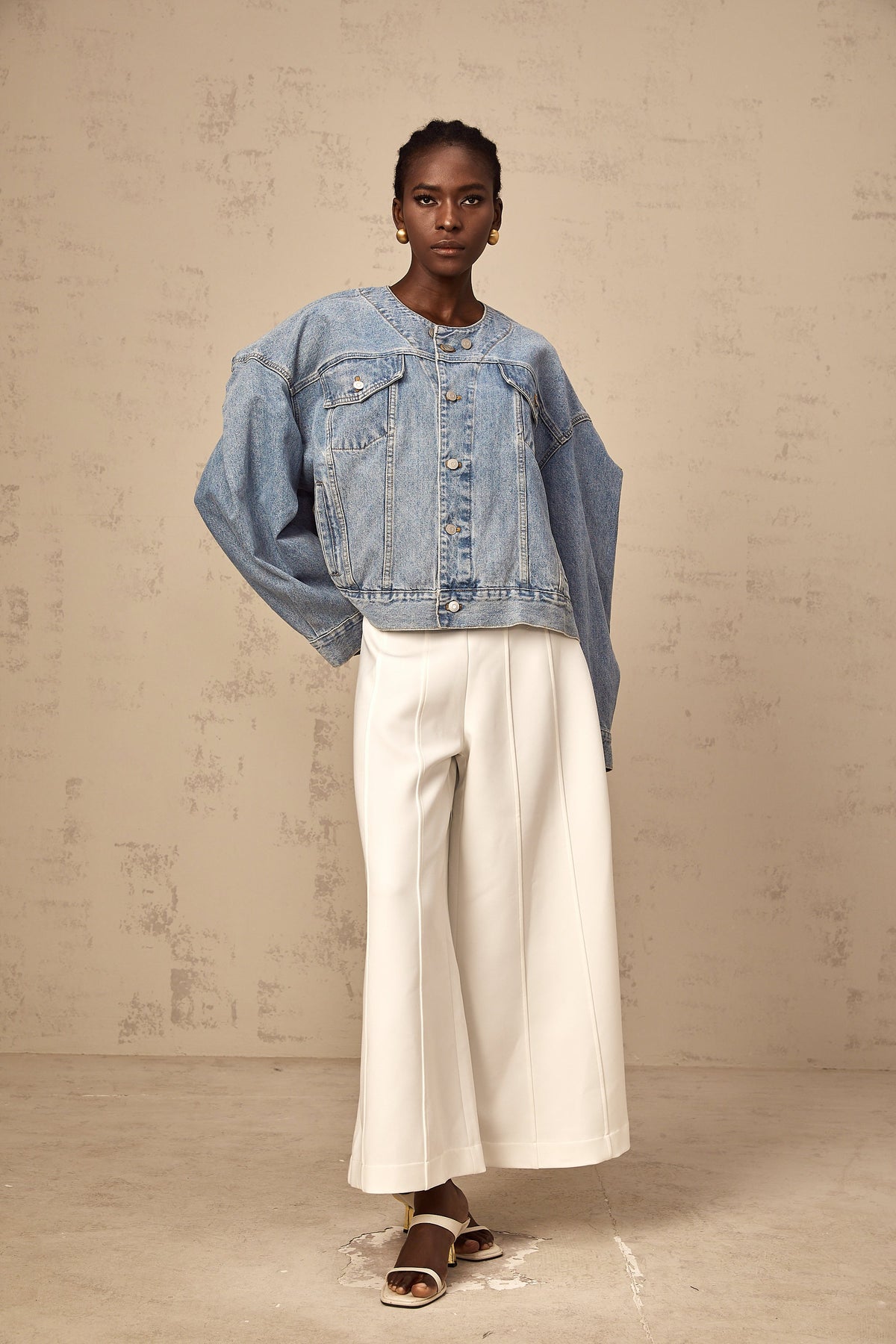 Isabelle blue collarless denim jacket