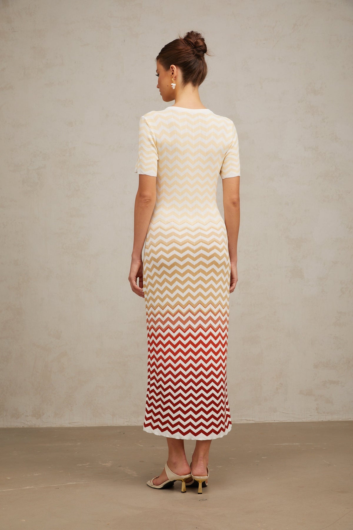 Isabelle yellow zigzag-woven knit midi dress