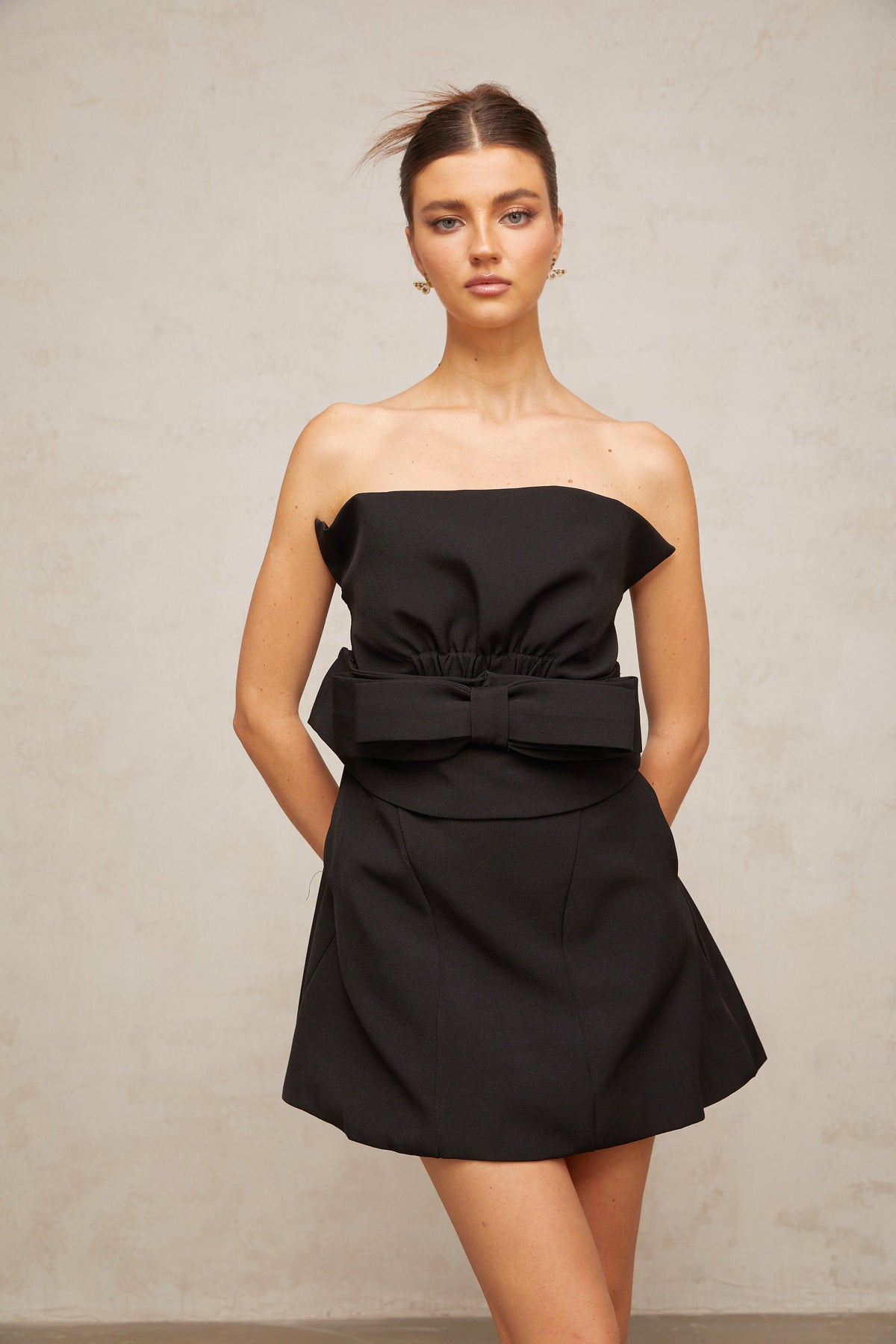 Caribe black bowknot off-shoulder mini dress