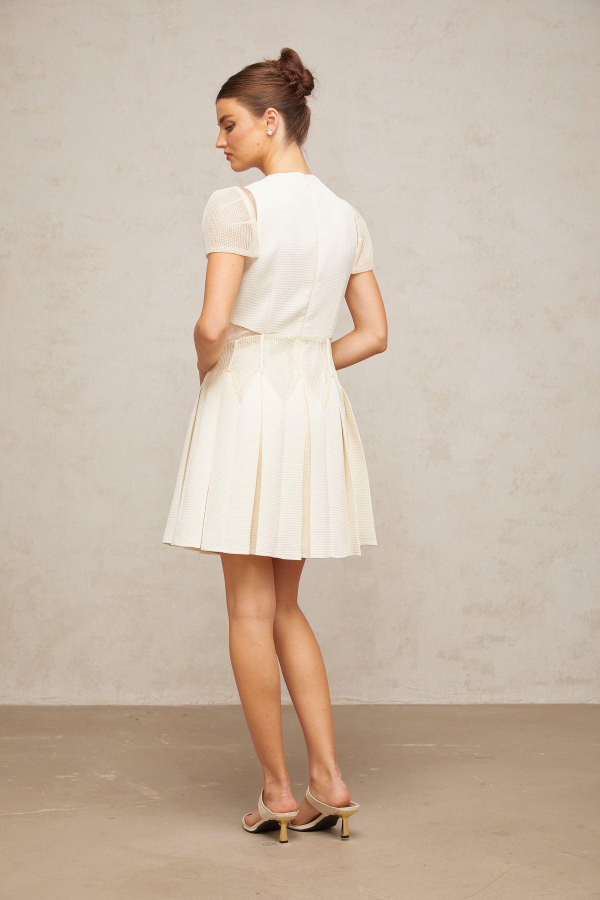 Maelle white flower-embroidered mini dress