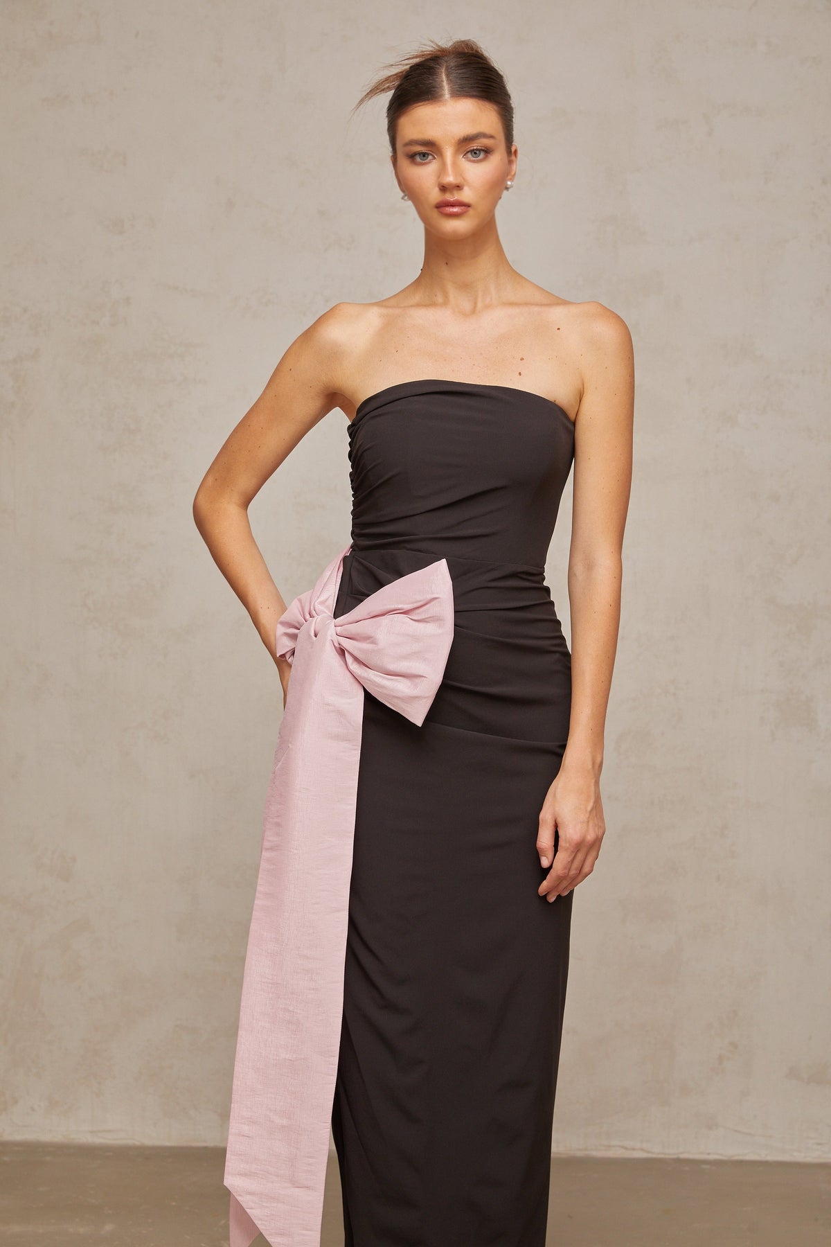 Gabrielle black off-shoulder bowknot maxi dress