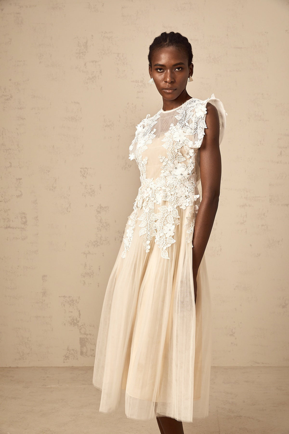 Annabelle flower-appliqué tulle midi dress