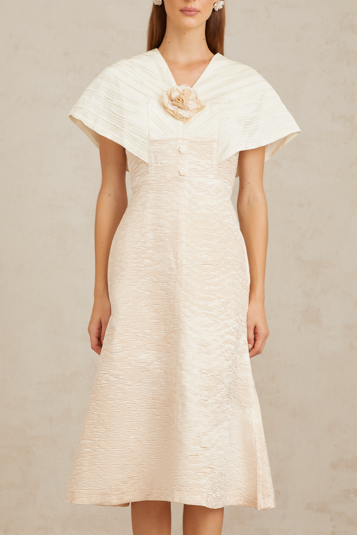 Clémence White Textured Midi Dress with 3D Petal