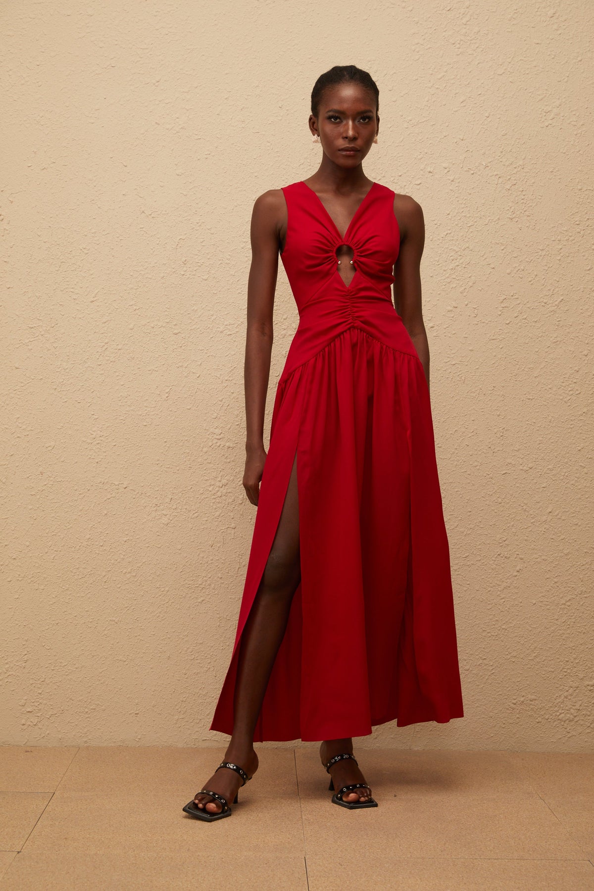 Kleopatra Red Keyhole Detail Ruched Midi Dress