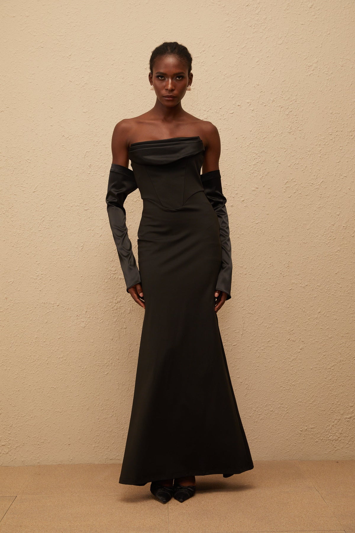 Rêve Black Off Shoulder Corset Maxi Dress