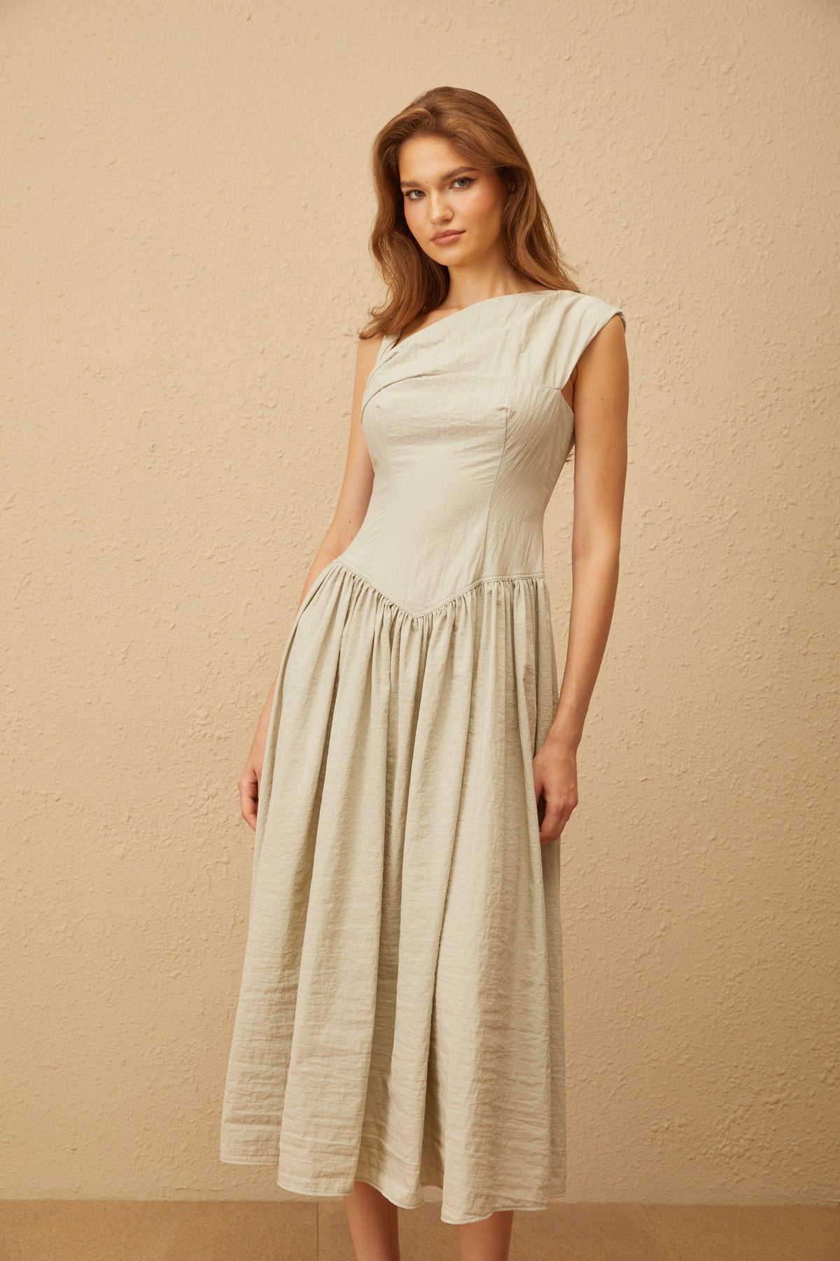 Thorne Bean Green Asymmetrical Midi Dress