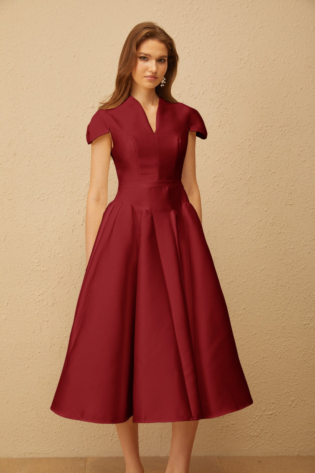 Aventin Red Godet Design Midi Dress