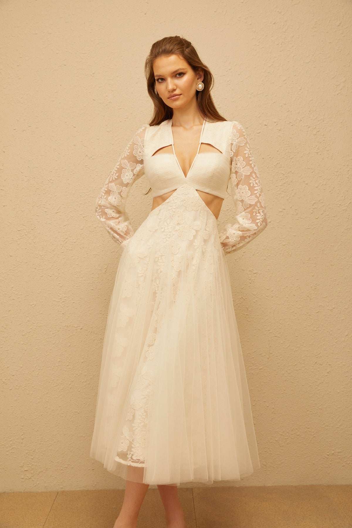 Esmé White Floral Lace Tulle Midi Dress