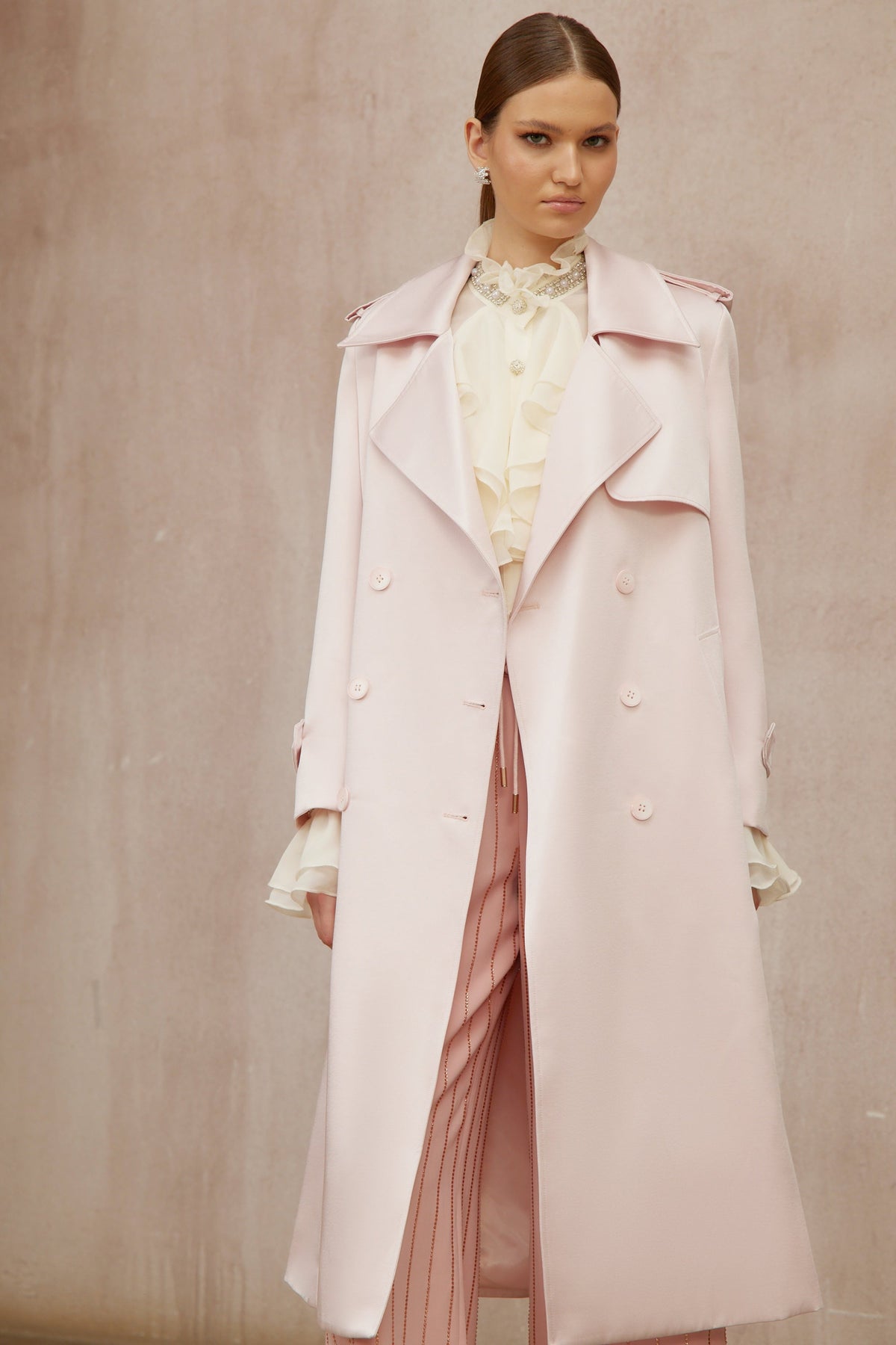 Caméo Pink Double-Breasted Satin Trench Overcoat - Light pink