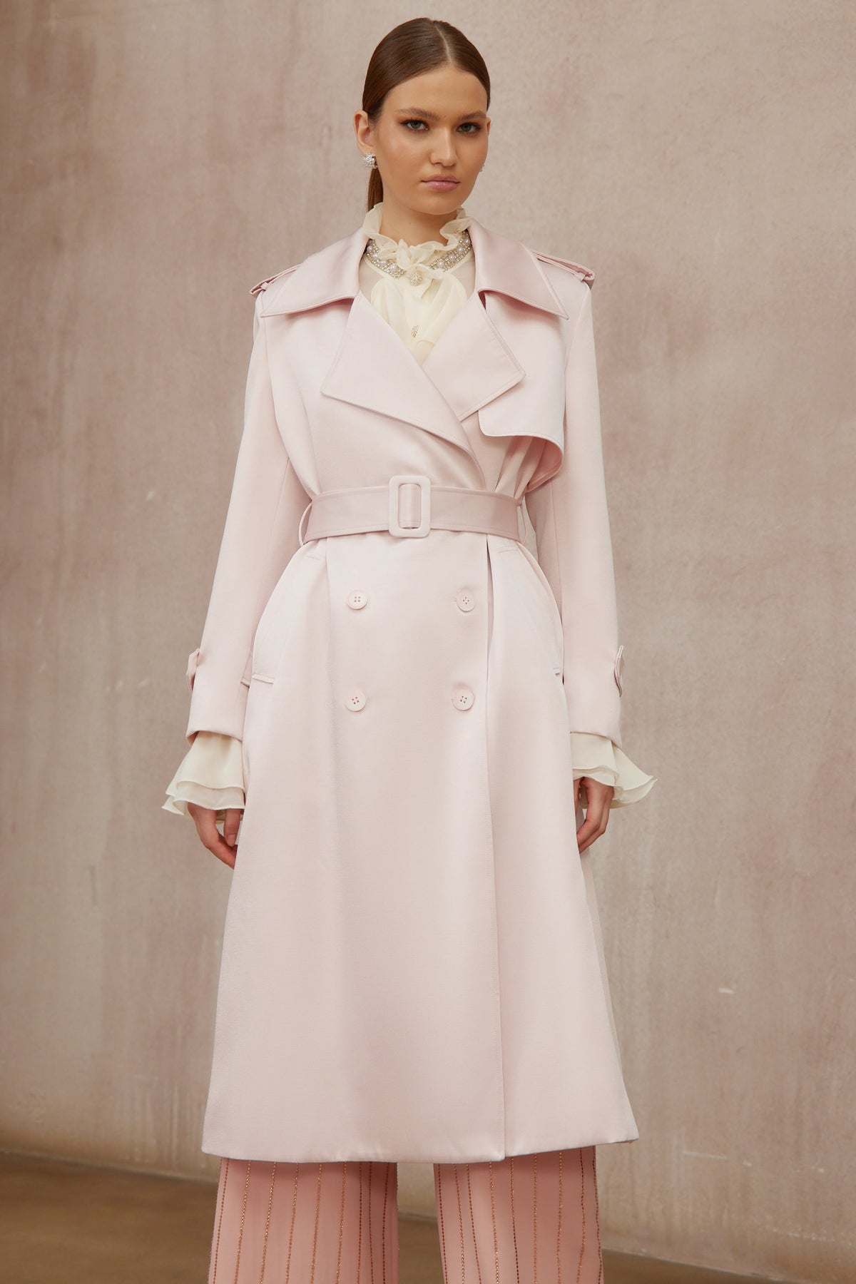Caméo Pink Double-Breasted Satin Trench Overcoat - Light pink