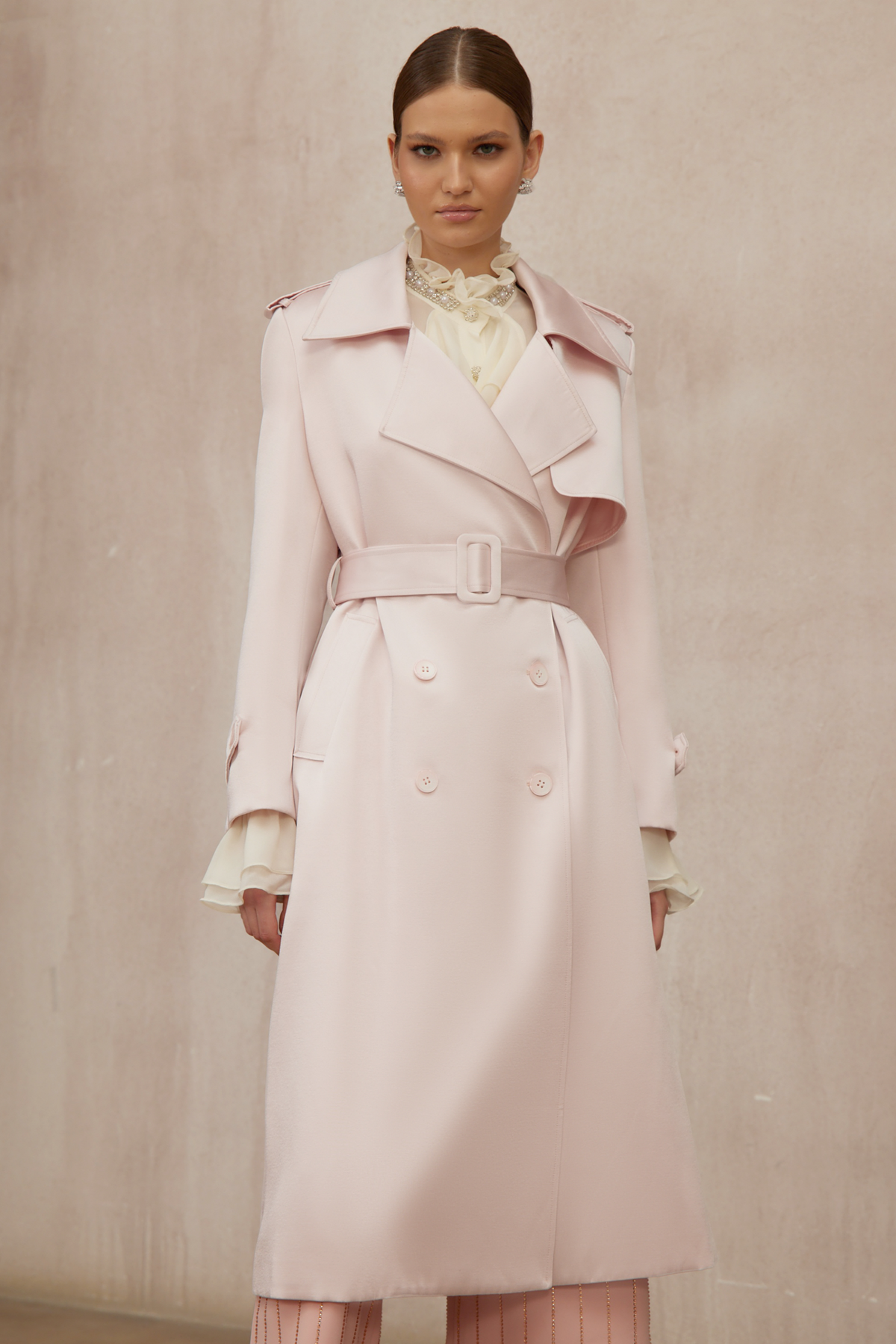 Caméo Pink Double-Breasted Satin Trench Overcoat - Light pink