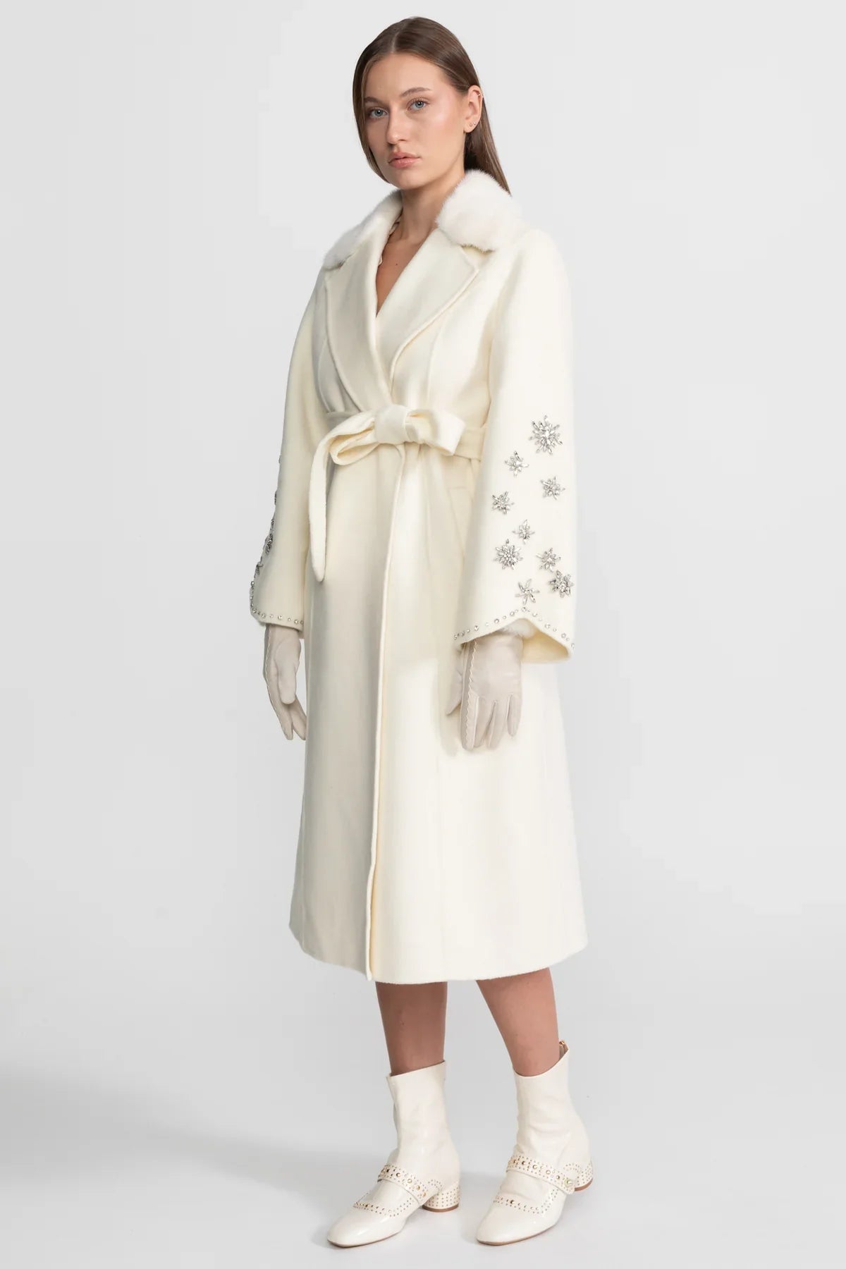 Embellished Wool Overcoat With Fox Fur Collar – Ivoire