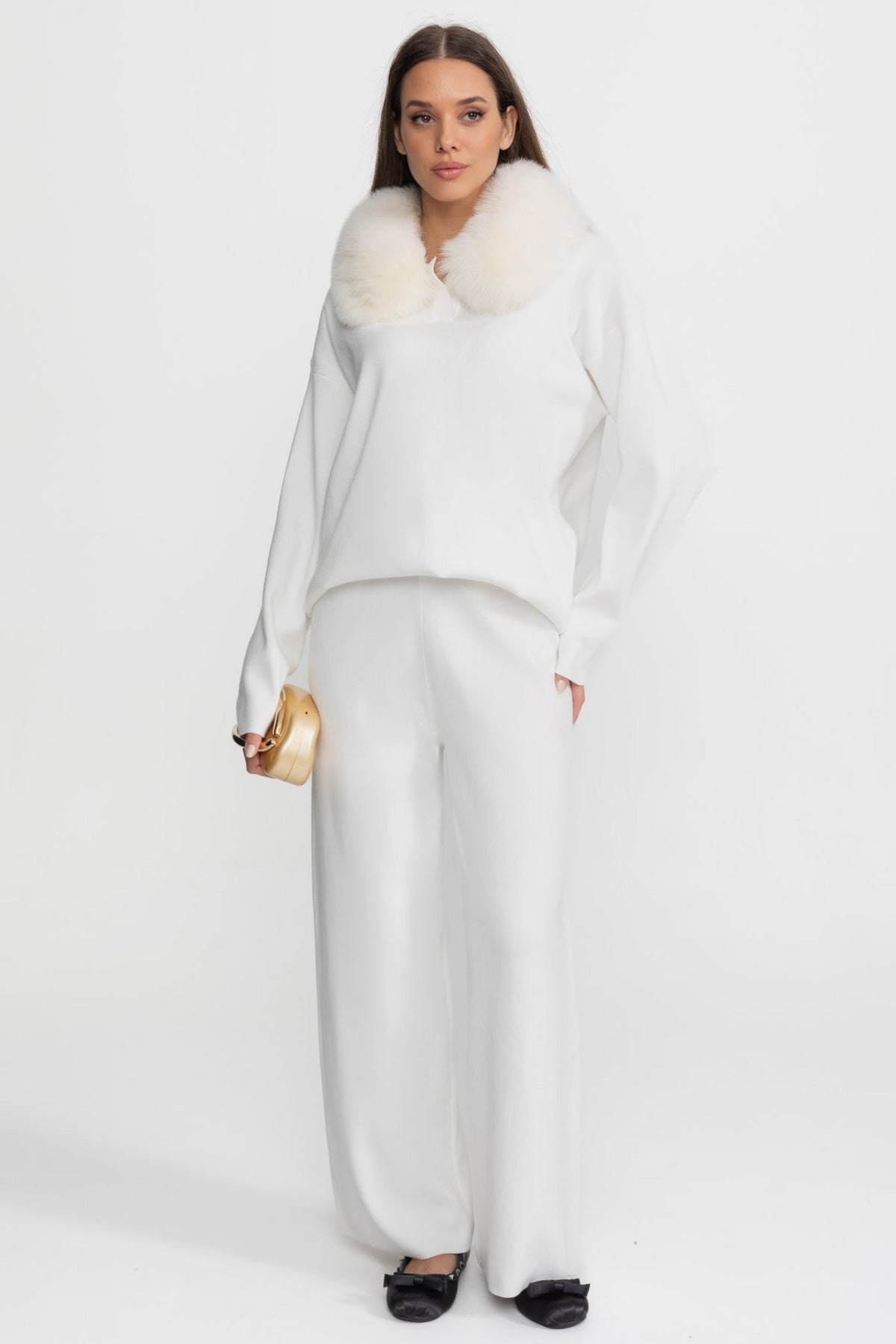 Knit Lounge Co-Ord Set with Fox Fur Collar – White