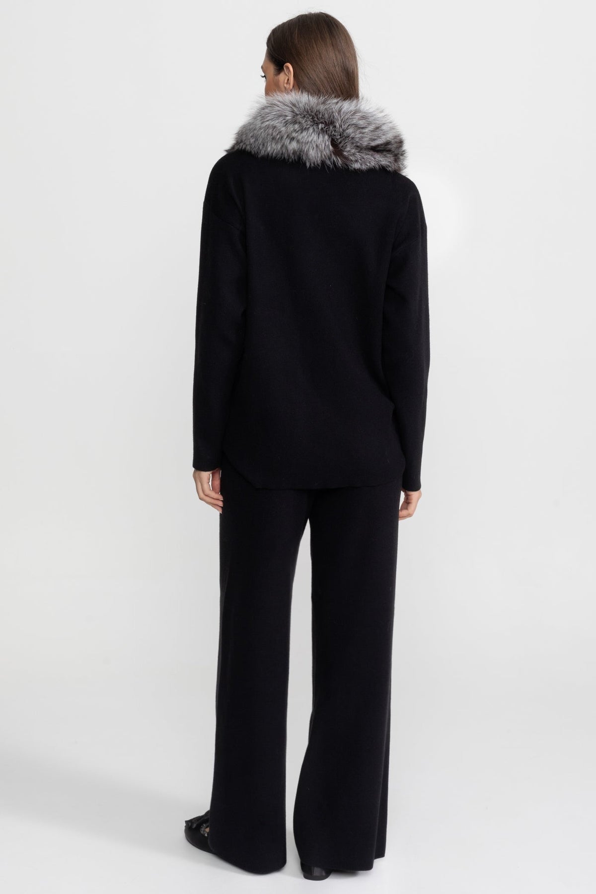 Knit Lounge Co-Ord Set with Fox Fur Collar – Black/Grey