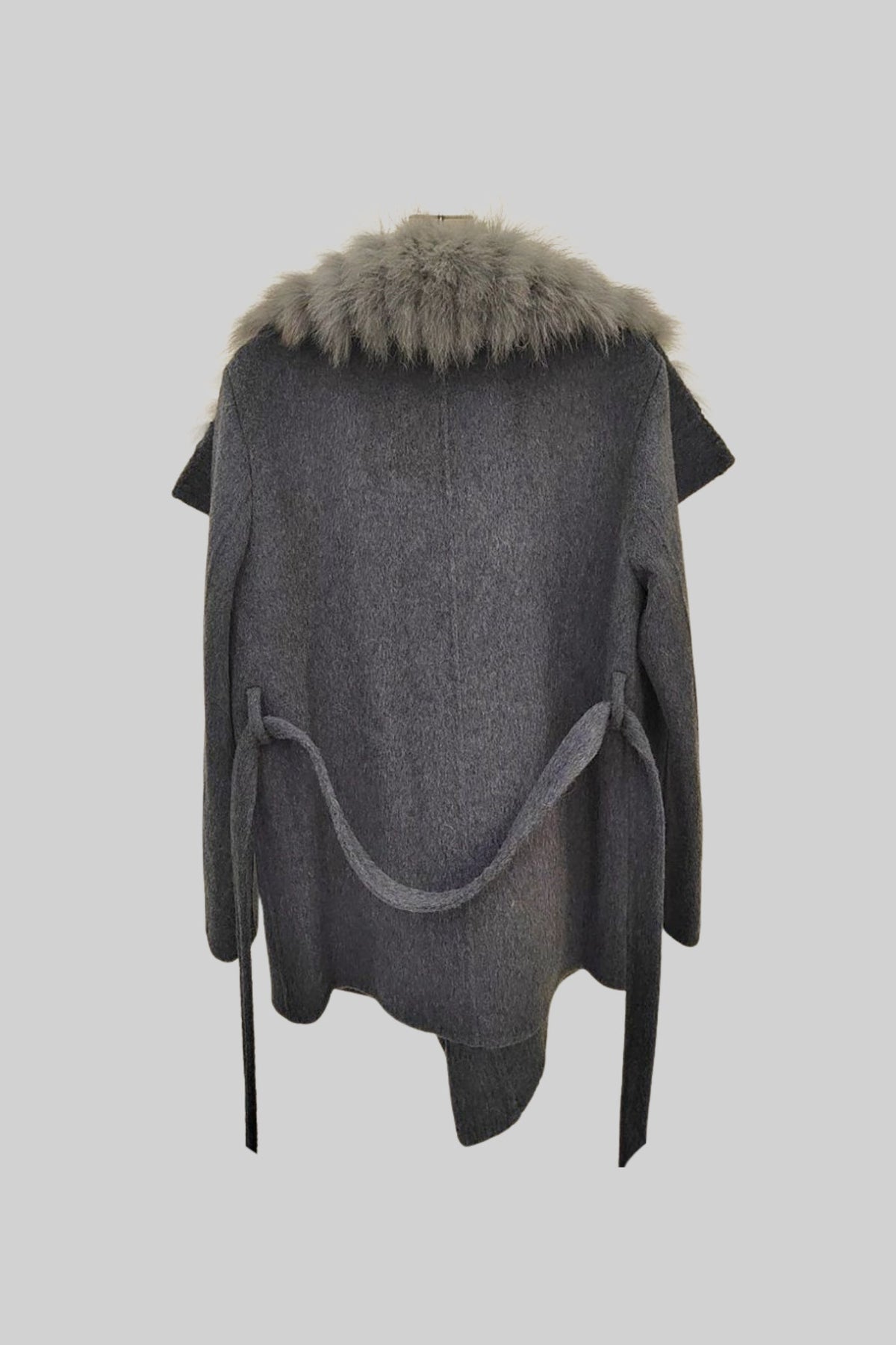 Wool Coat with Oversized Fur Collar And Belt - Gray