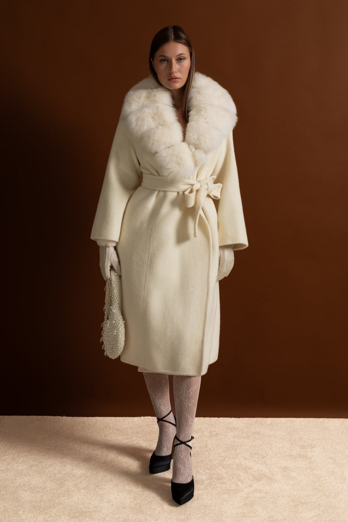 Wool Wrap Coat with Fox Fur Collar And Tie Belt – Ivoire