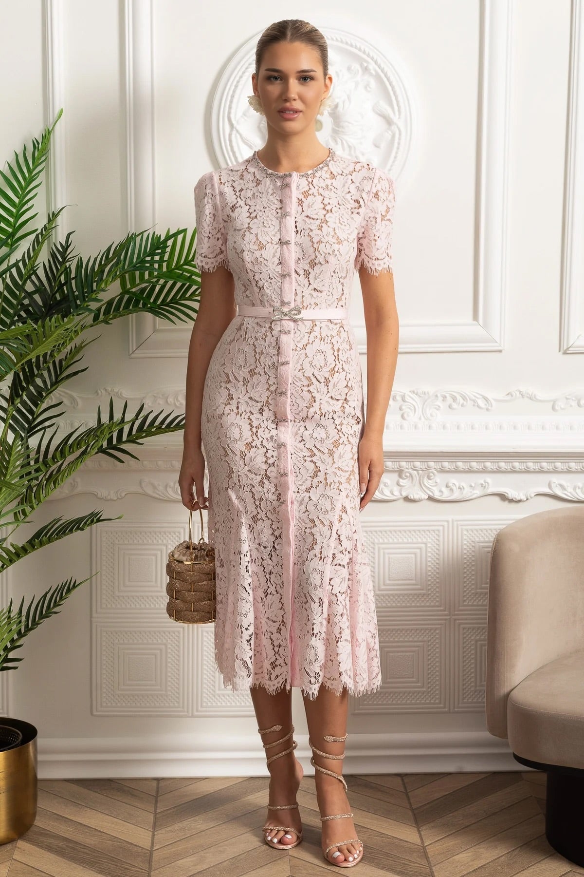 Elegant Floral Lace Fitted Dress with Button Detail and Scalloped Hem - Blush Pink