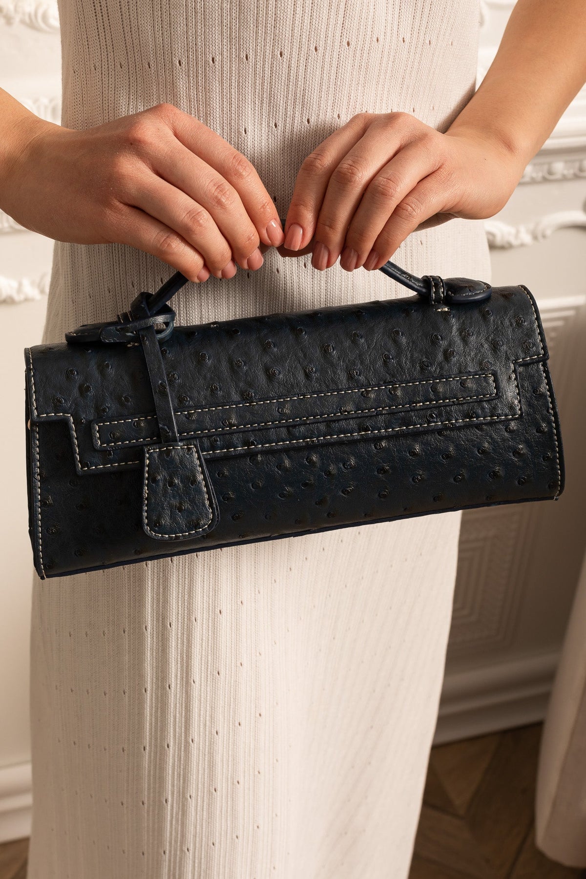 Sophisticated Rectangular Purse With Dotted Pattern - Dark Blue