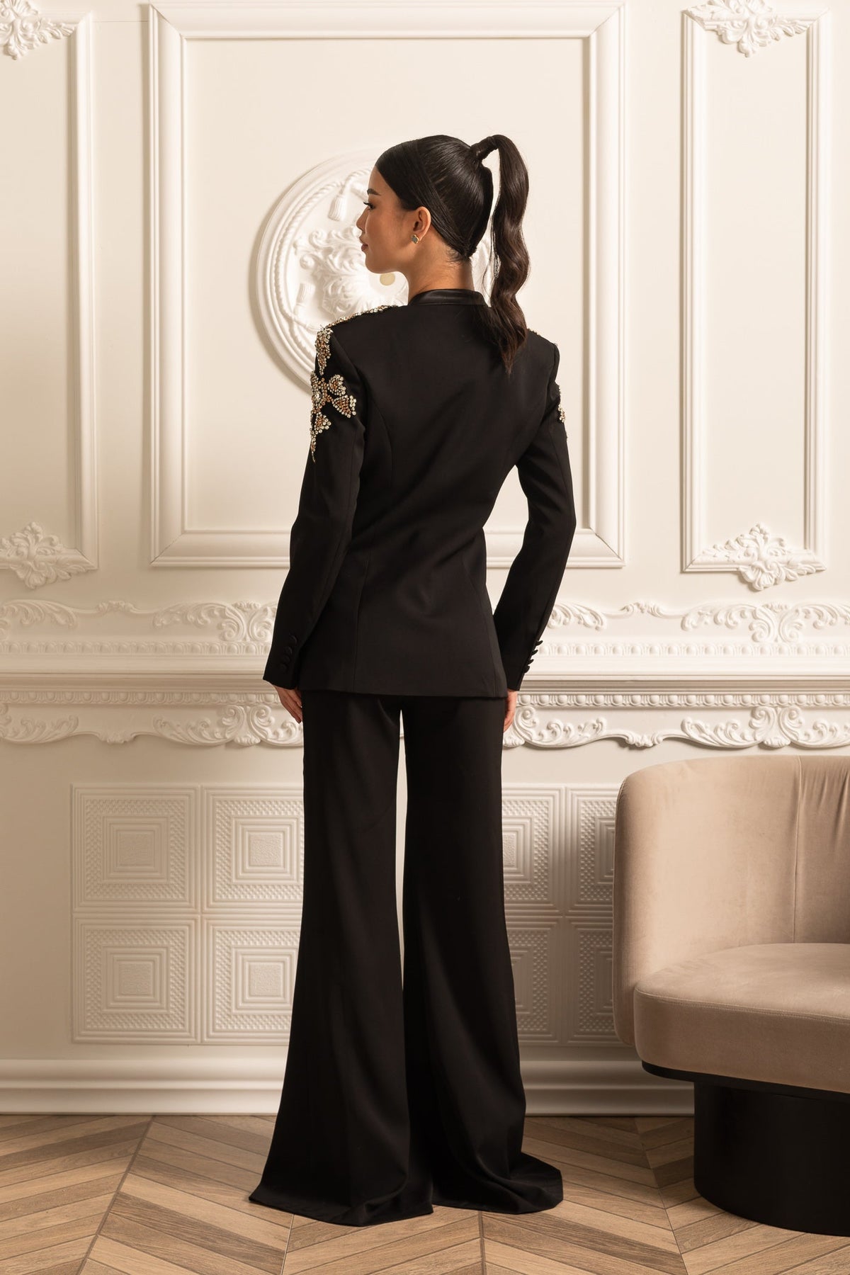 Elegant Set With Diamond Embellished Blazer And Coordinated Flared Long Pants - Black