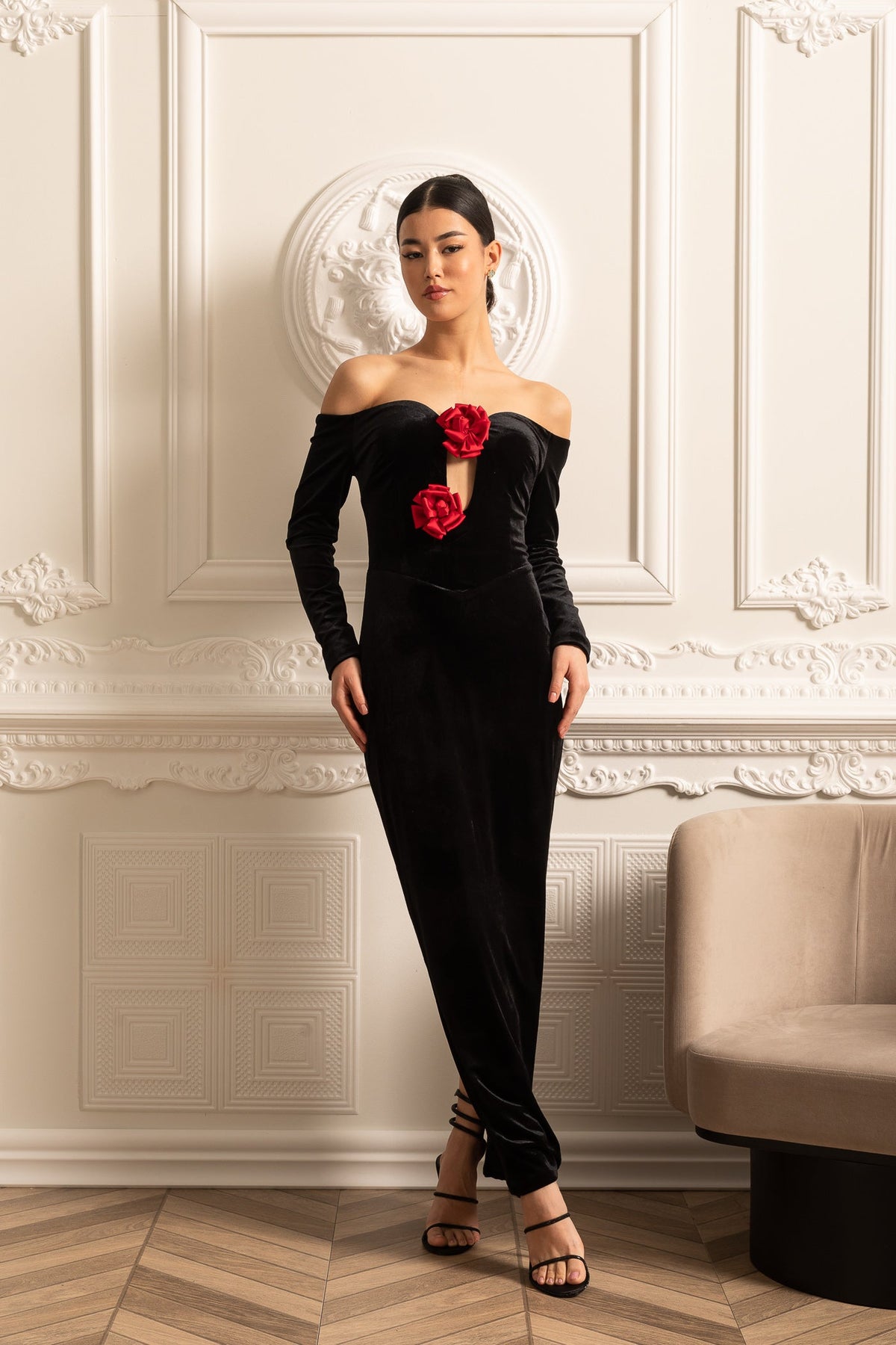 Velvet Off-Shoulder Dress With Deep Neckline And Red Rose Accents - Black