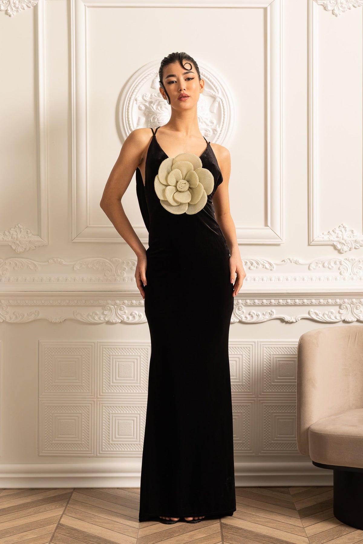Floral Embellished Gown With Back Cutout - Black