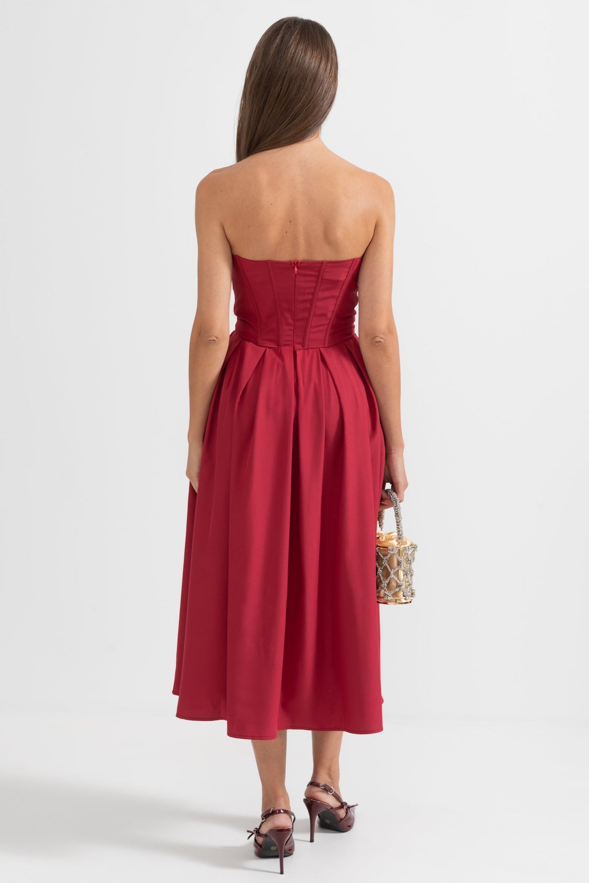 Sophisticated Strapless Midi Dress with Fitted Bodice - Burgundy