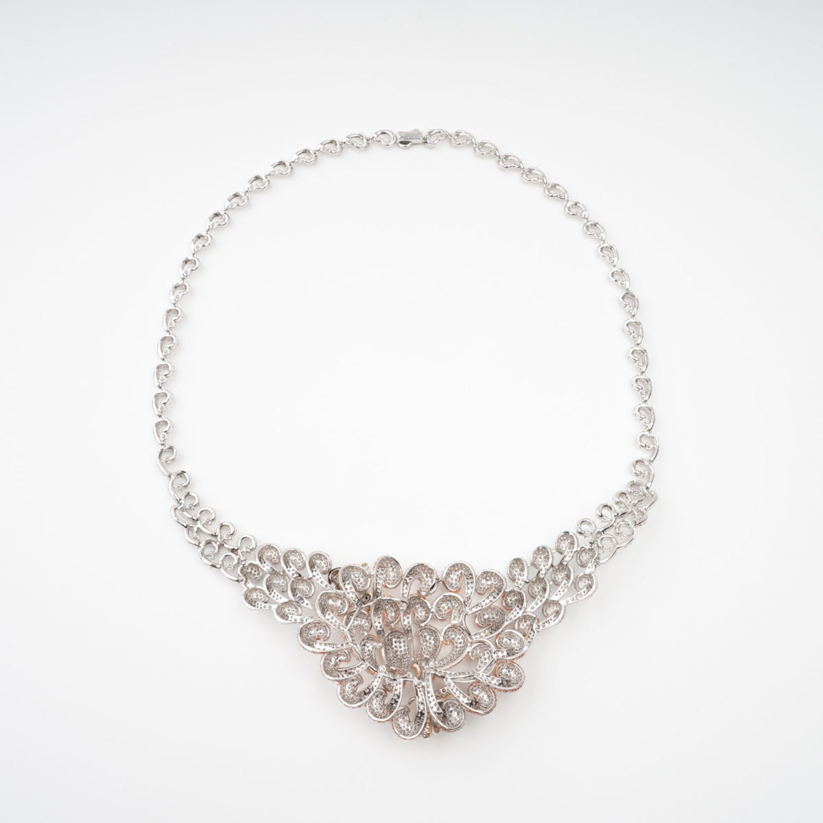 Anthemon Silver Tone Crystal Embellished Necklace