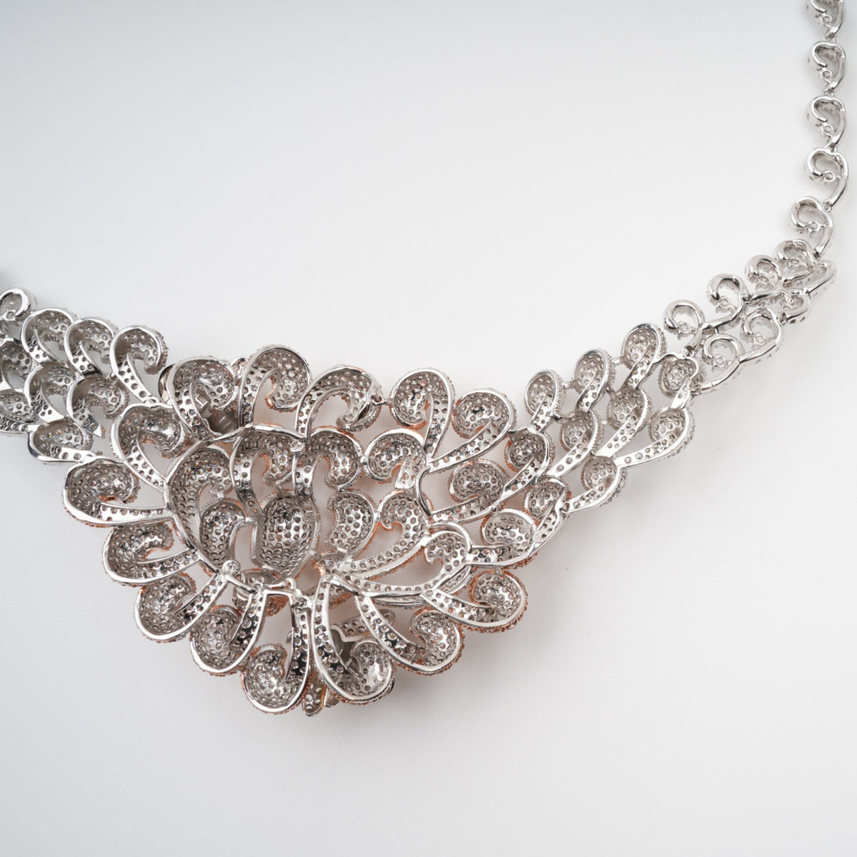 Anthemon Silver Tone Crystal Embellished Necklace