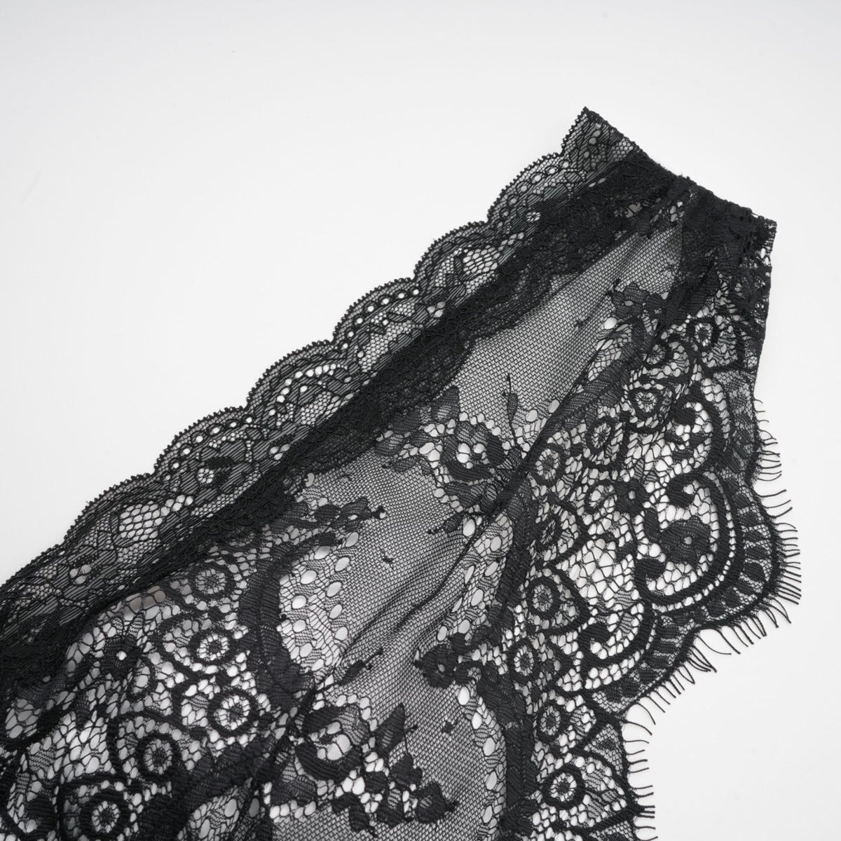 Éléonore contrast-color lace-detail maxi dress - White
