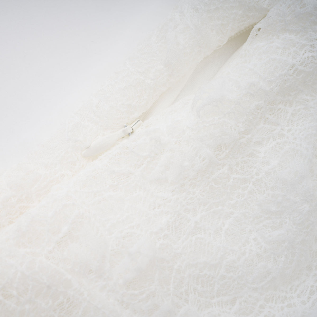 Étincelle White Ruched Lace Maxi Dress (Final Sale-US Only)