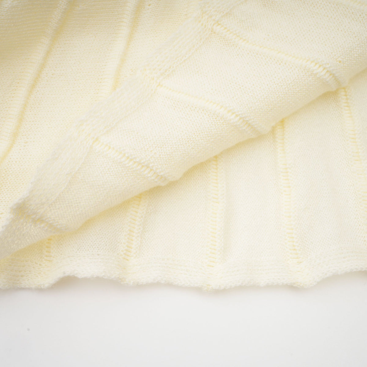 Émeline white knitted pleated midi dress