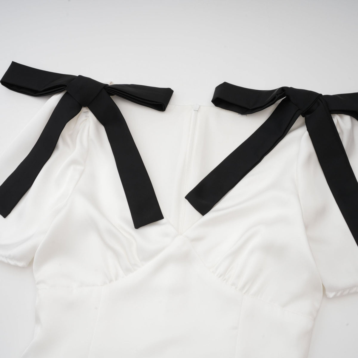 Cyrielle ribbon-detail puff-sleeve maxi dress