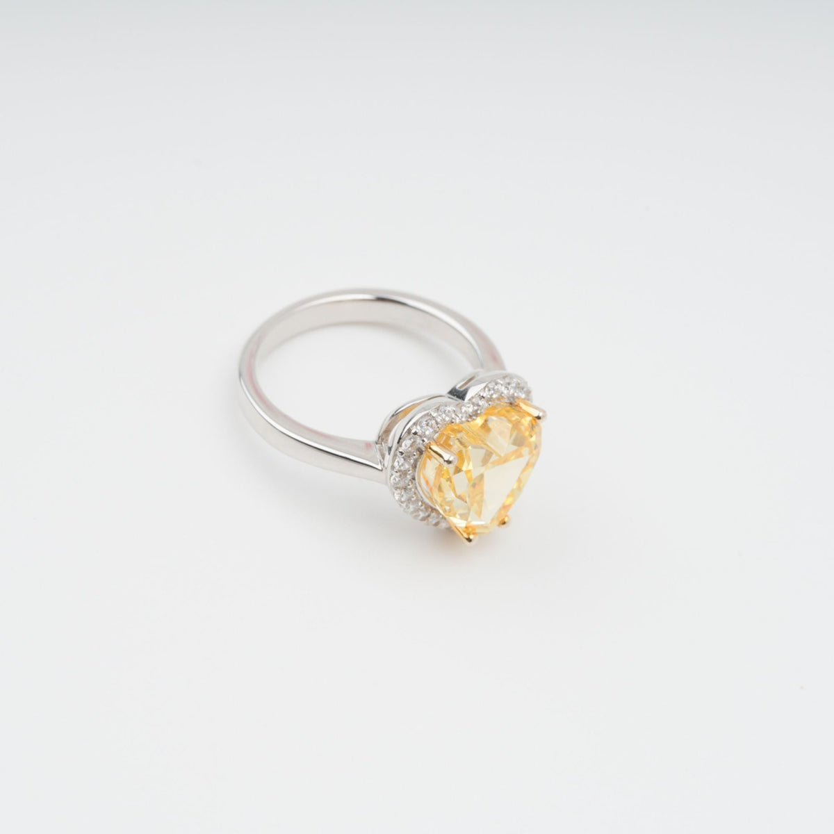 Éphémère Yellow Heart Cut Gemstone Sterling Silver Ring