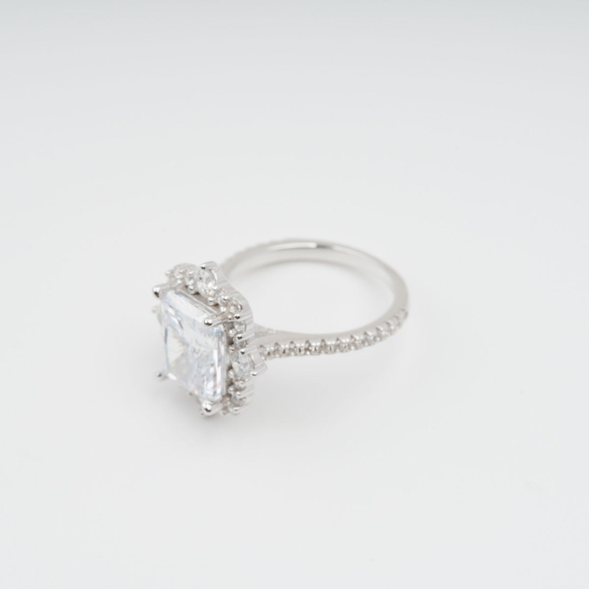 Émilienne Sterling Silver Rectangular Zircon Gemstone Ring