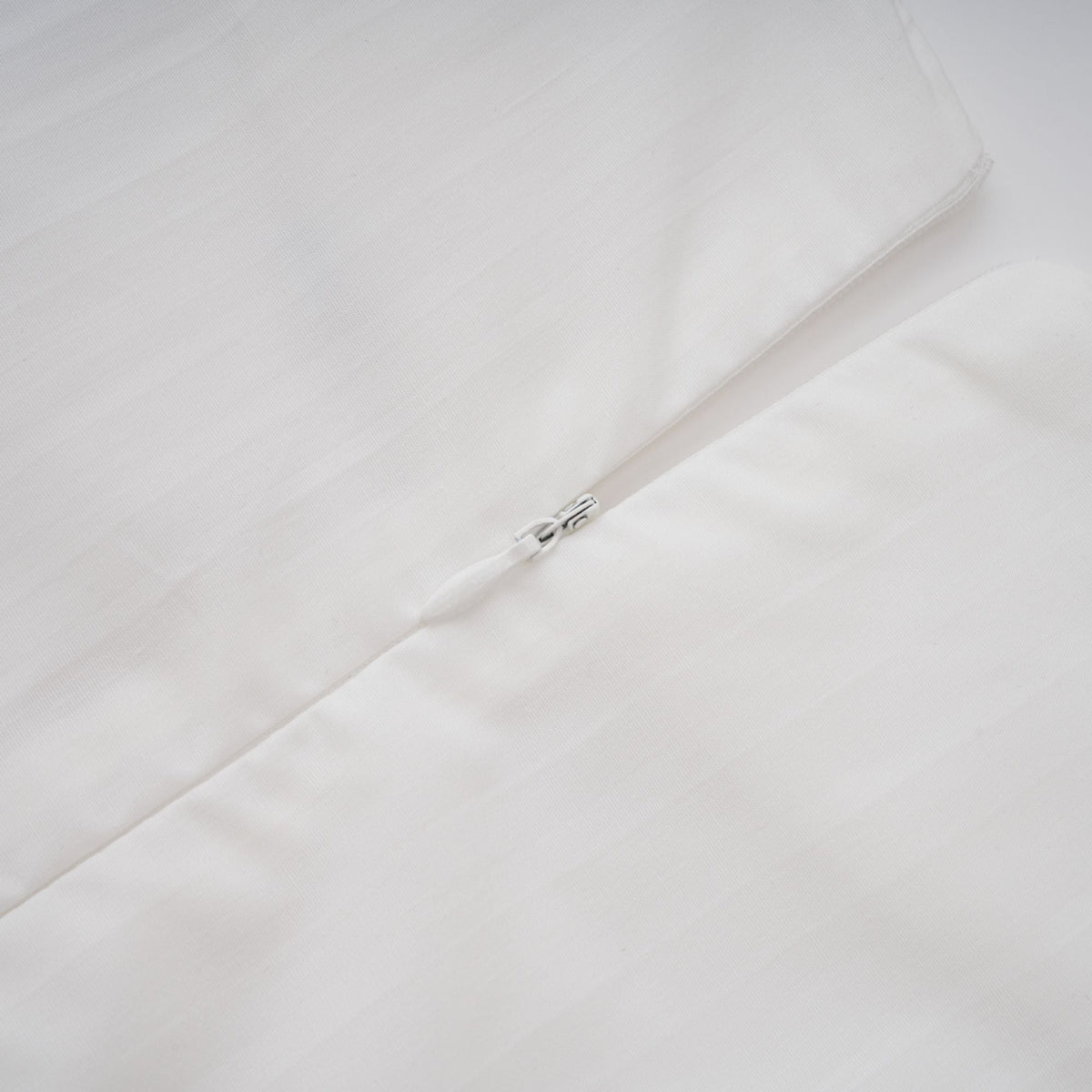 Vienne White Lace-Up Pleated Maxi Dress (Final Sale-US Only)