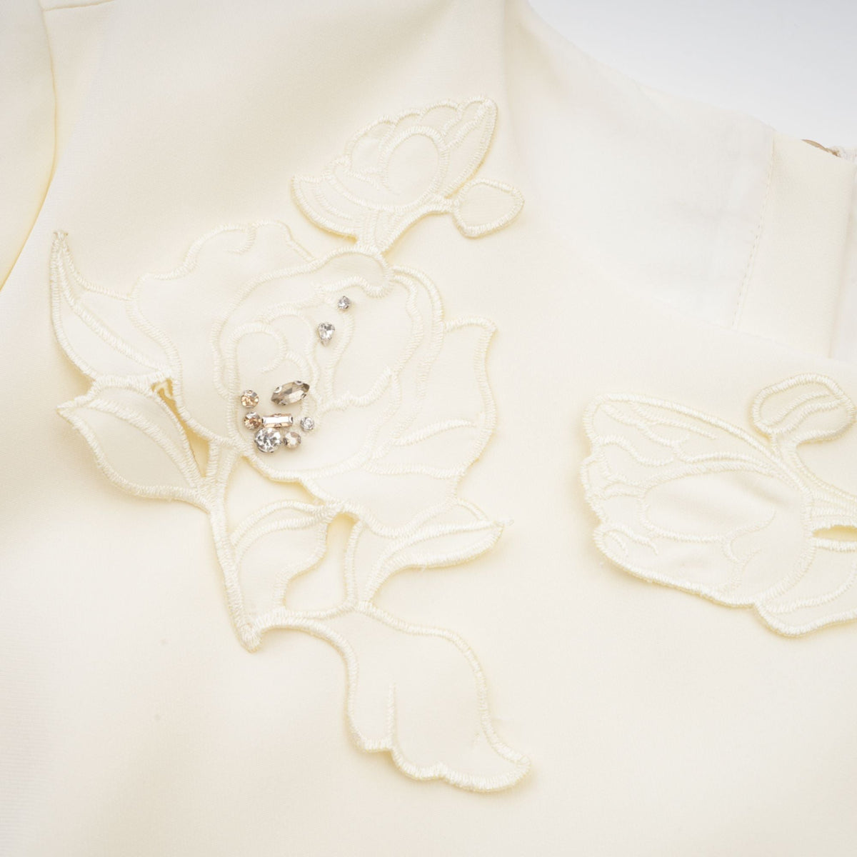 Coralie neutrals 3D-petal top & skirt matching set