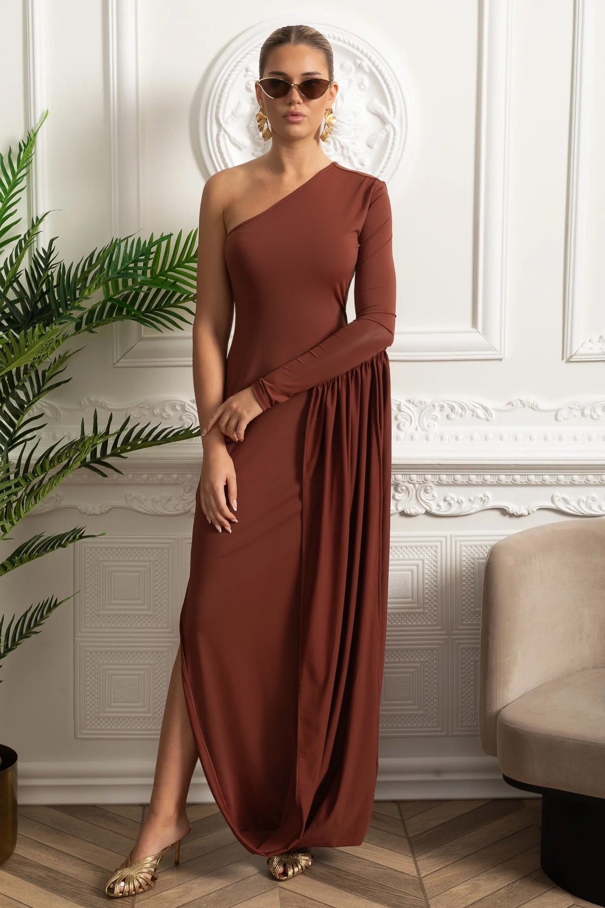 One-Shoulder Maxi Dress With Draped Side Panel - Brown