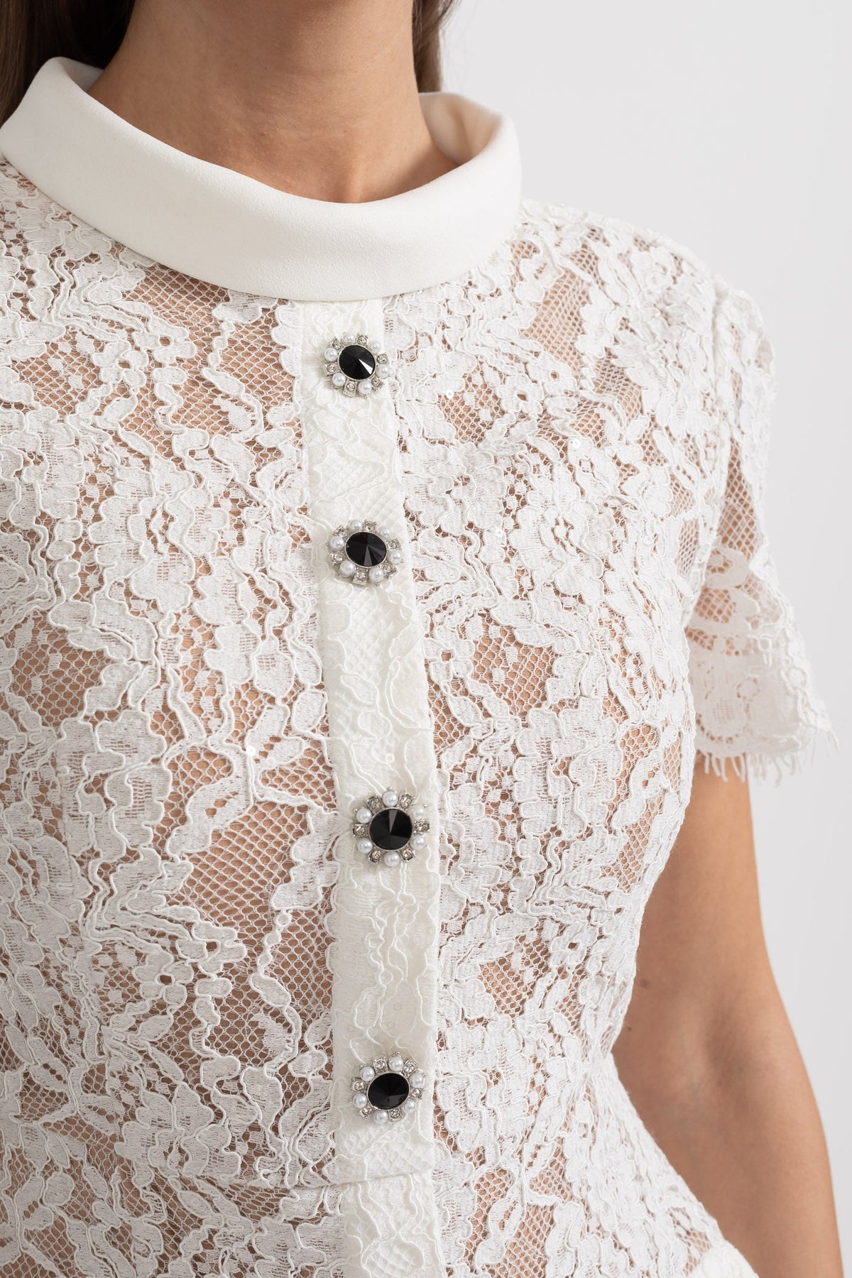 Elegant Short Sleeve Lace Dress With Matching Waist Belt - White