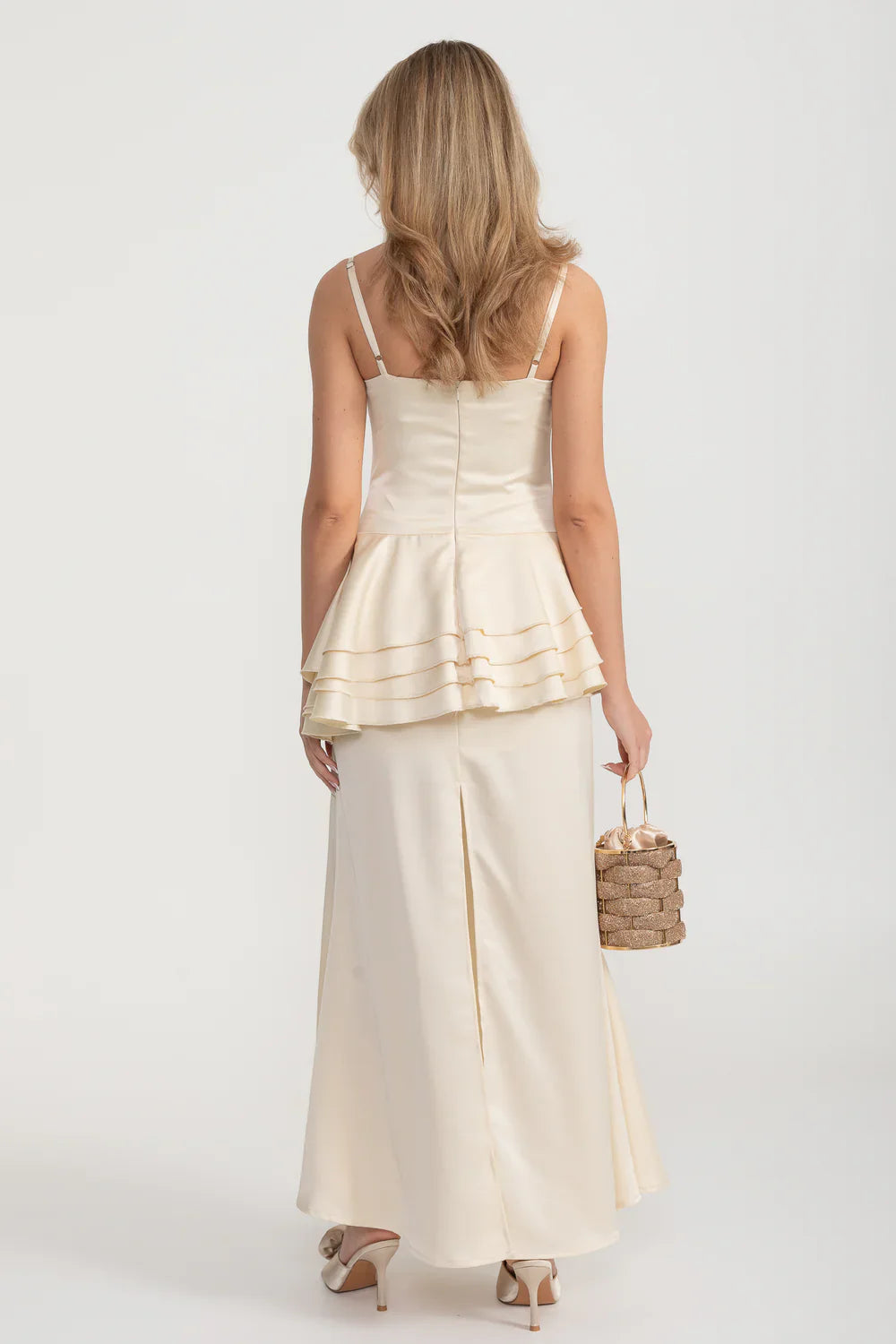 Sleeveless Satin Gown With Layered Peplum Waistline - Ivoire