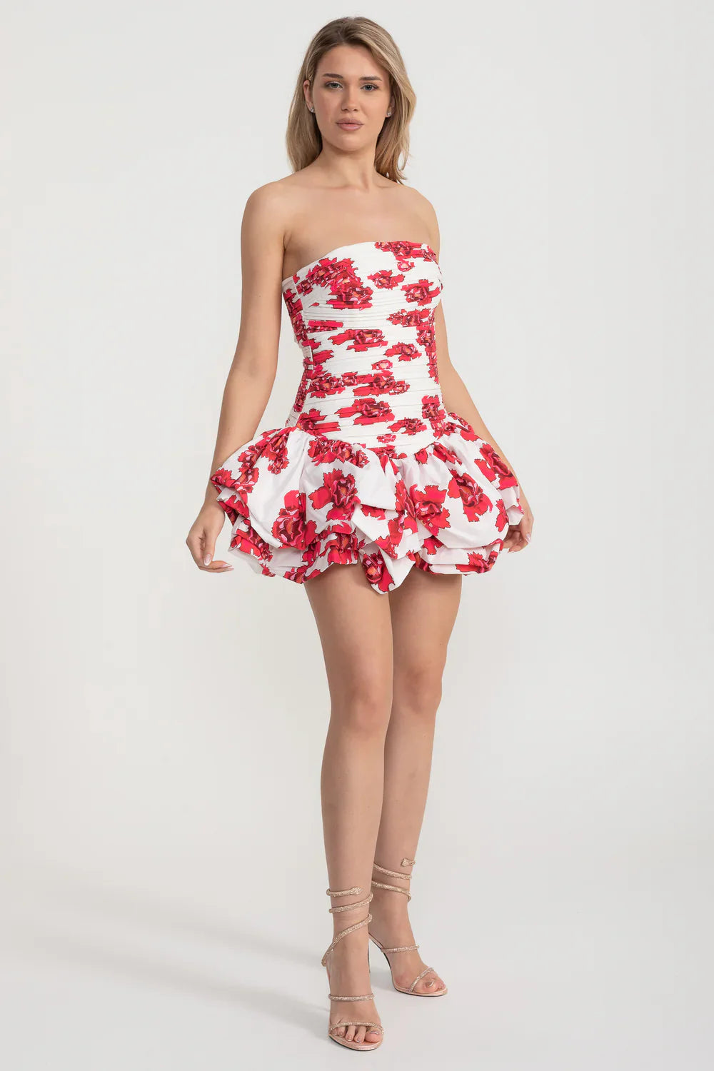Mini Dress With Ruched Bodice And Voluminous Bubble Hem - White/Red