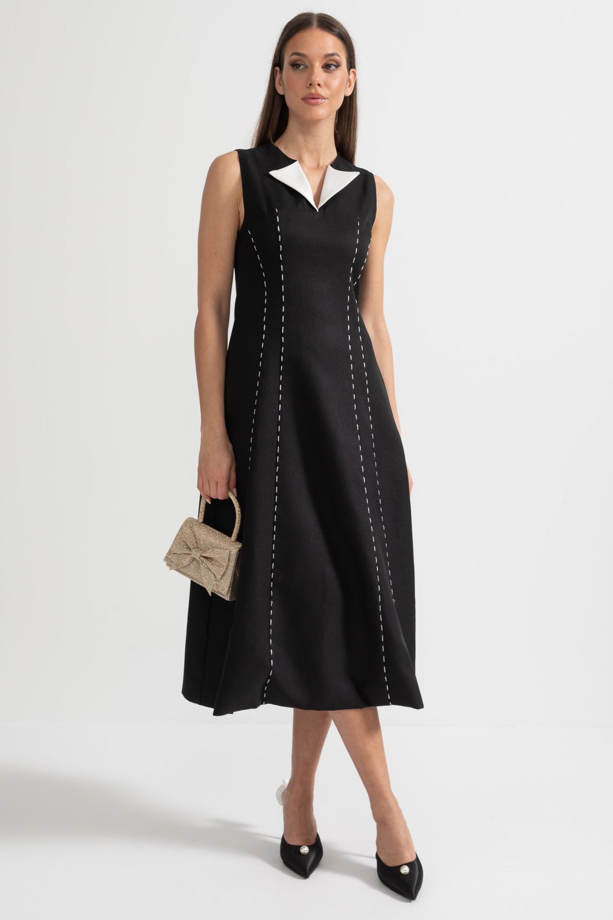 Contrasting Stitch Sleeveless Midi Dress With Oversized White Shoulders - Black